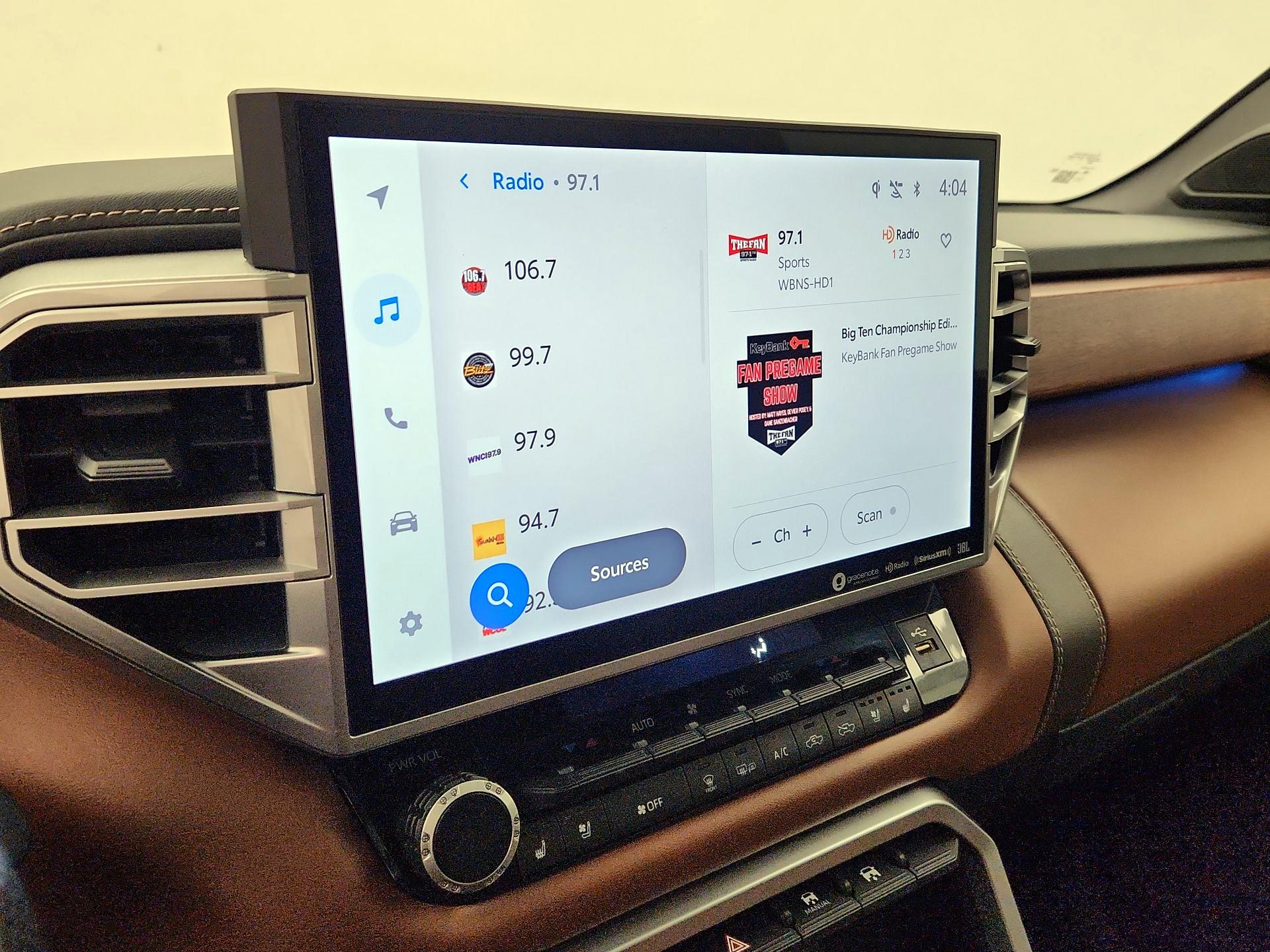 Thumbnail: 2022 Toyota Tundra - 15