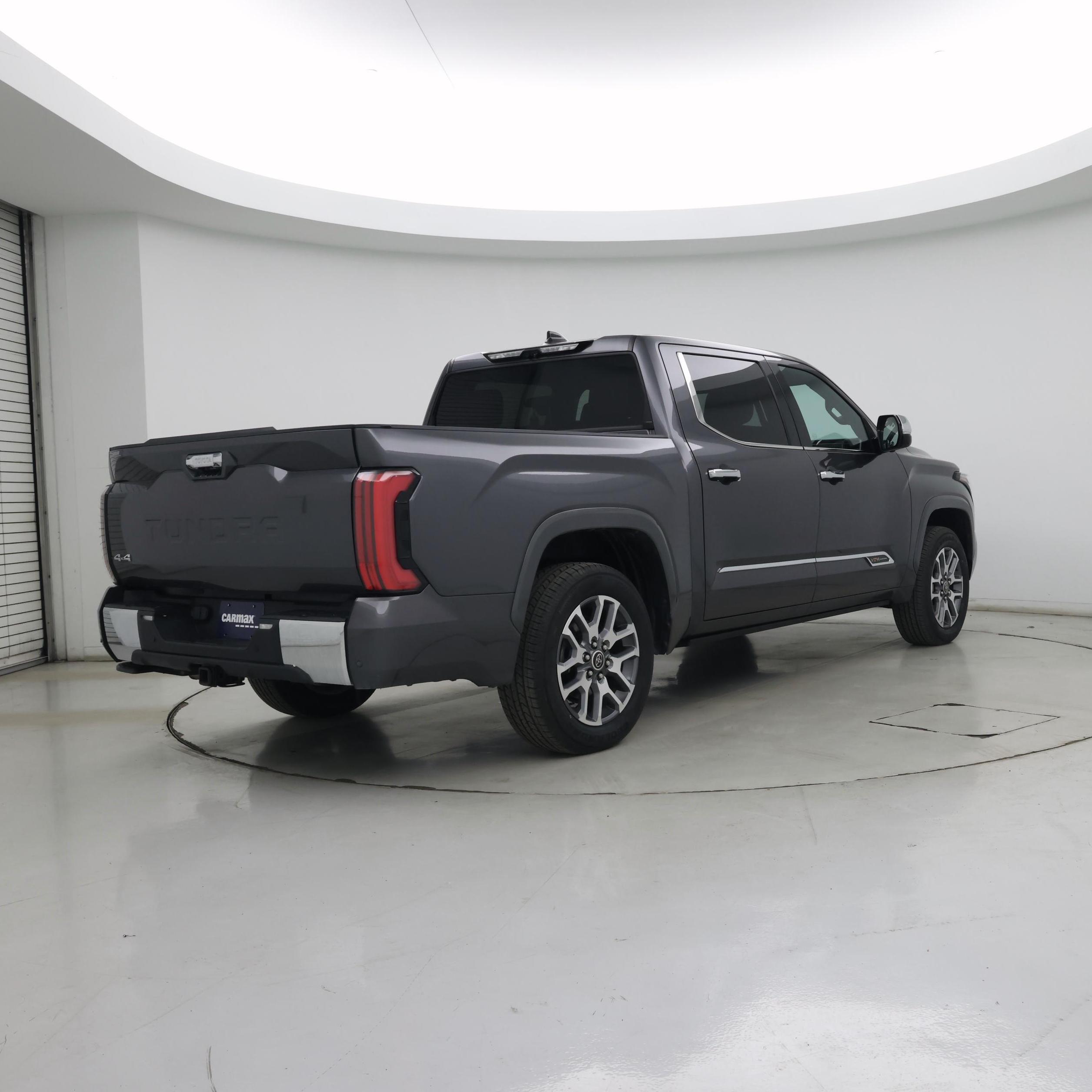 Thumbnail: 2022 Toyota Tundra - 8