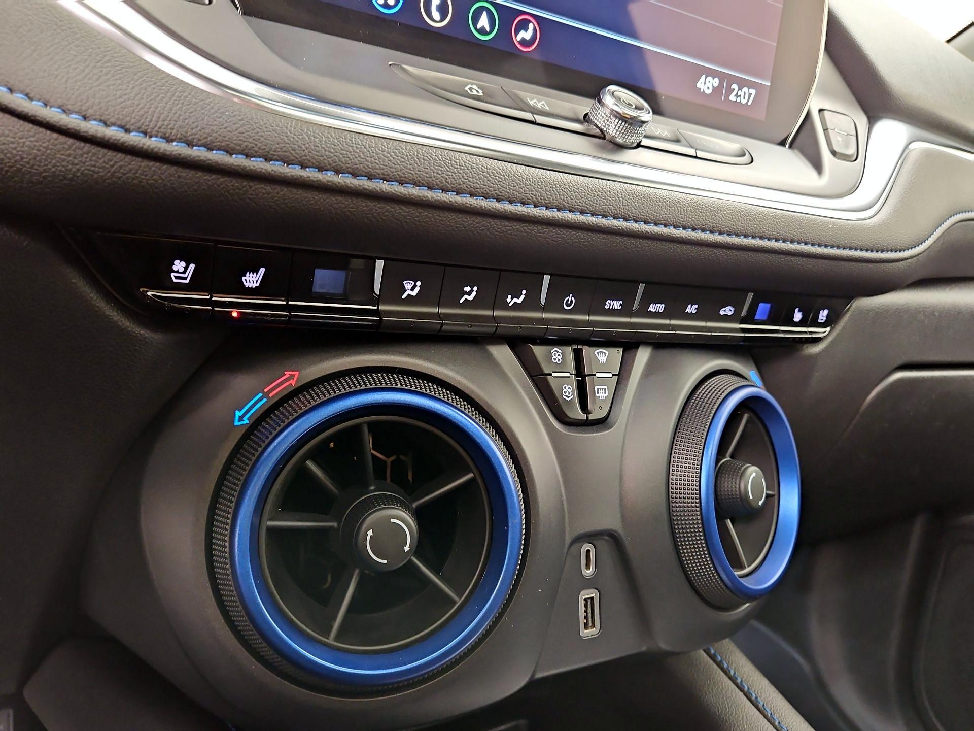 Thumbnail: 2023 Chevrolet Blazer - 17