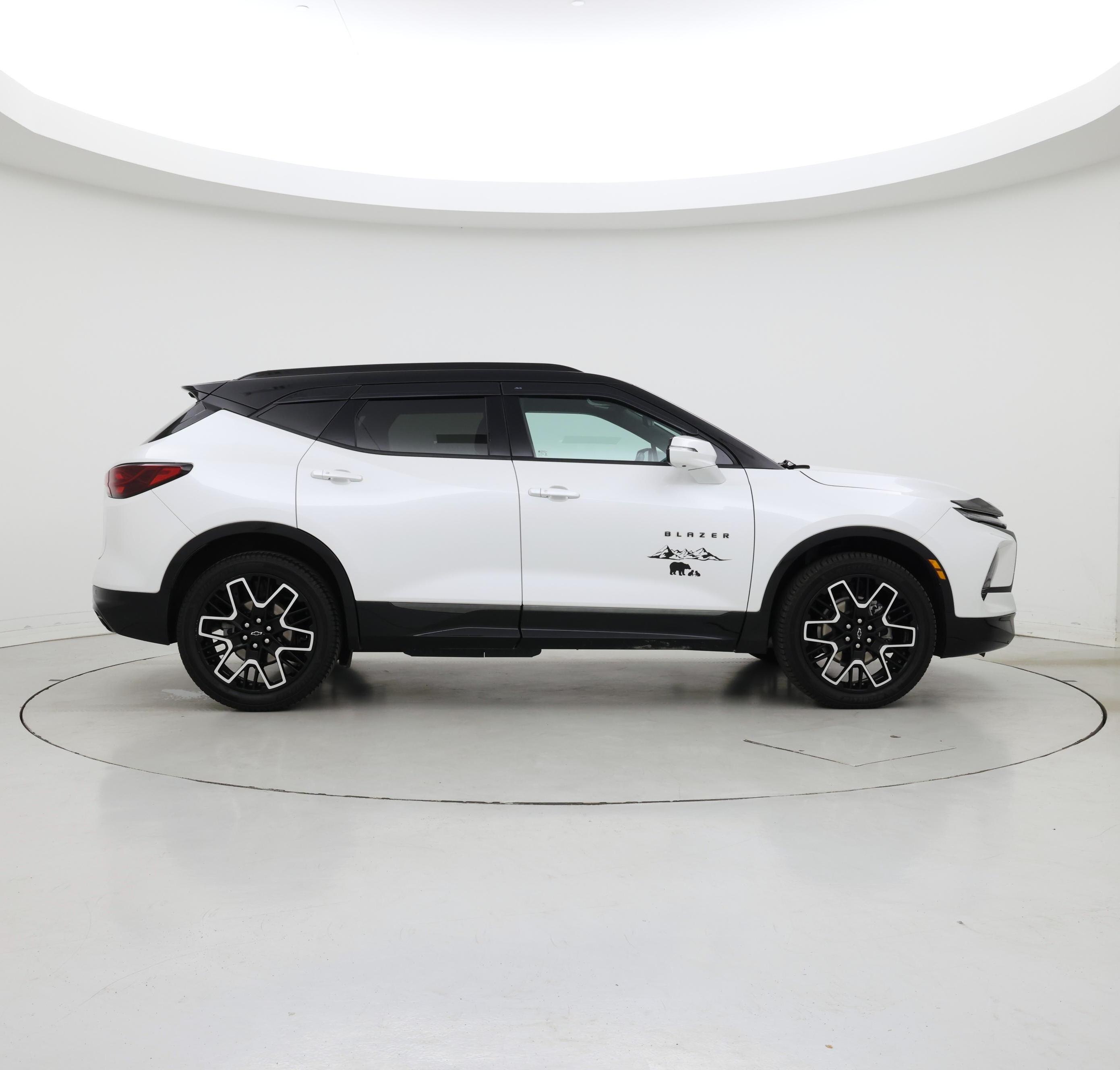 Thumbnail: 2023 Chevrolet Blazer - 7