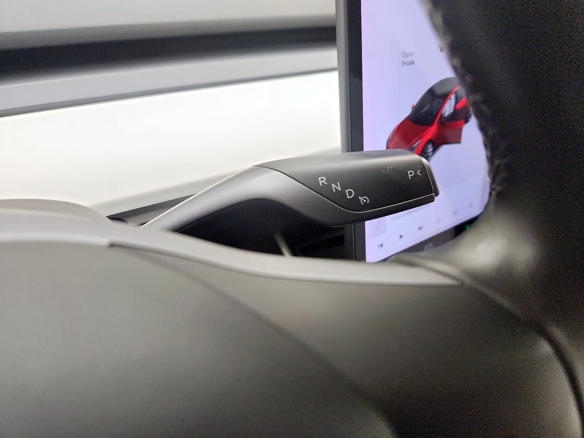 Thumbnail: 2019 Tesla Model 3 - 17