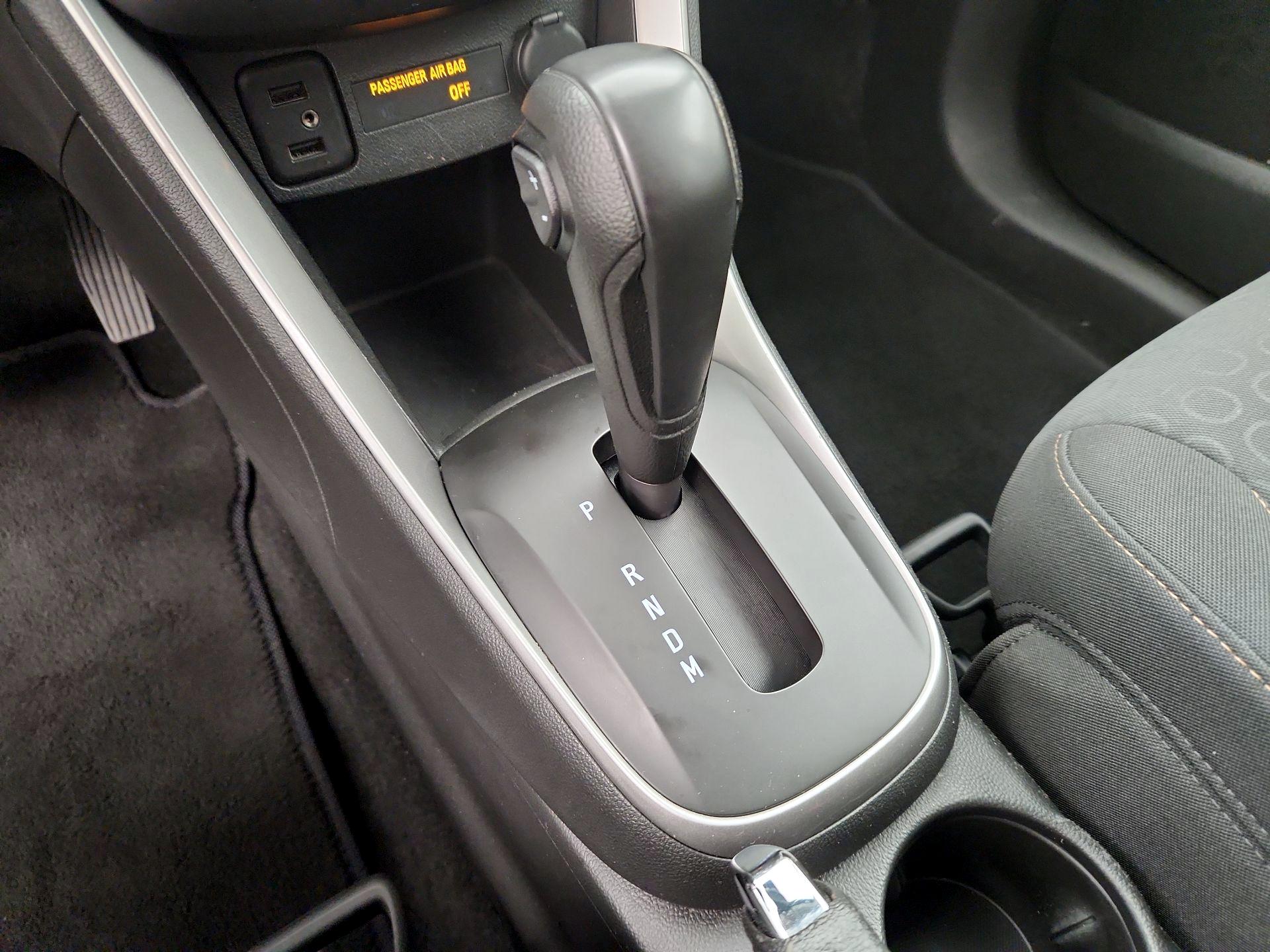 Thumbnail: 2021 Chevrolet Trax - 17