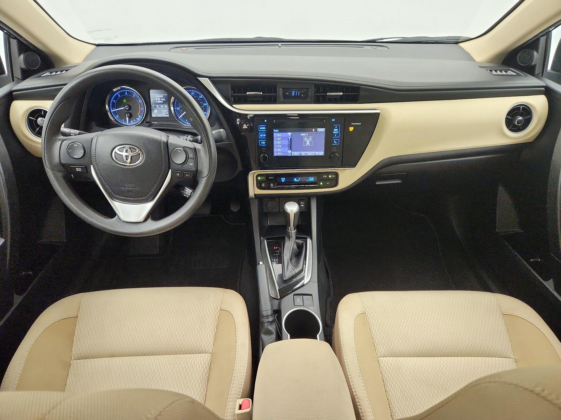 Thumbnail: 2017 Toyota Corolla - 9