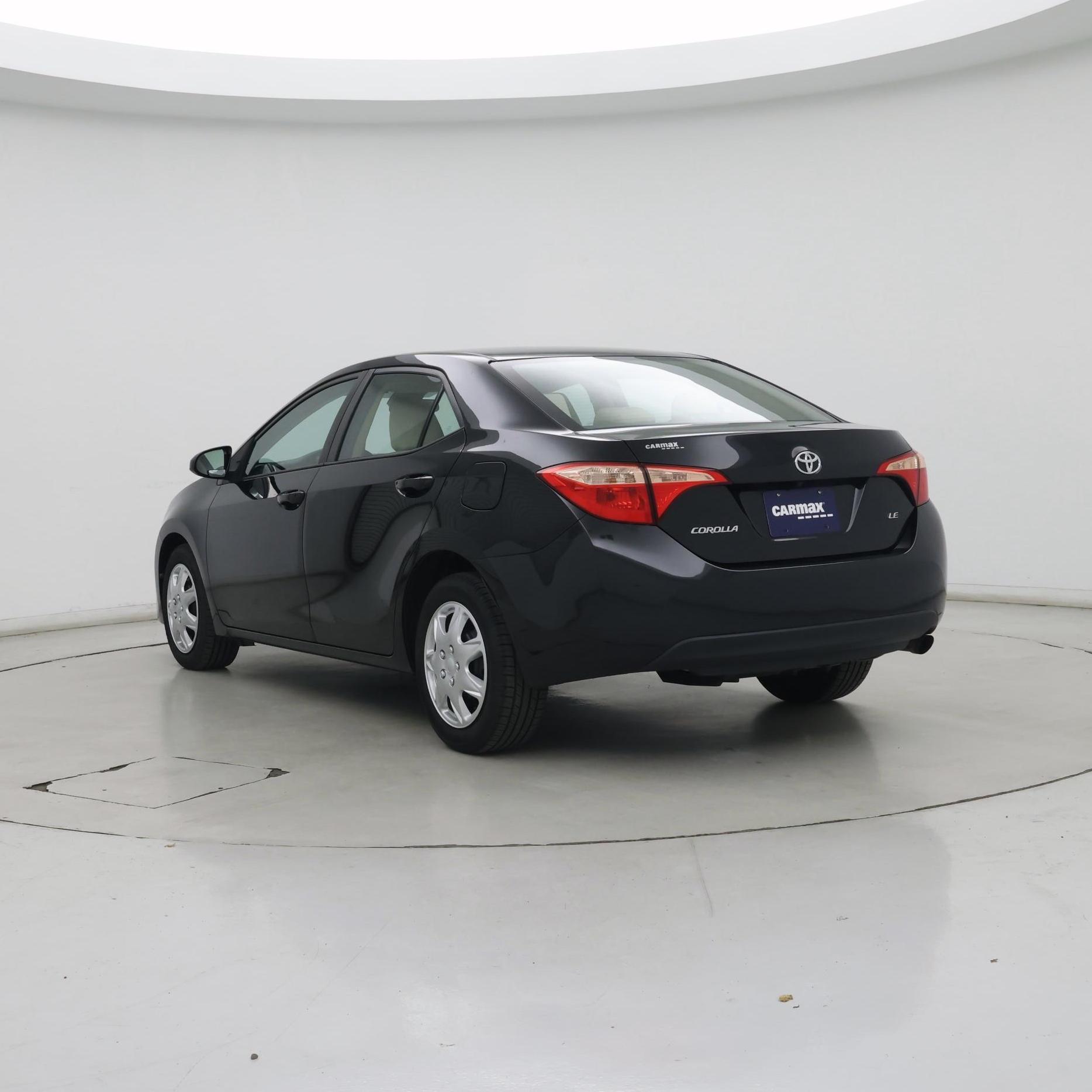 Thumbnail: 2017 Toyota Corolla - 2