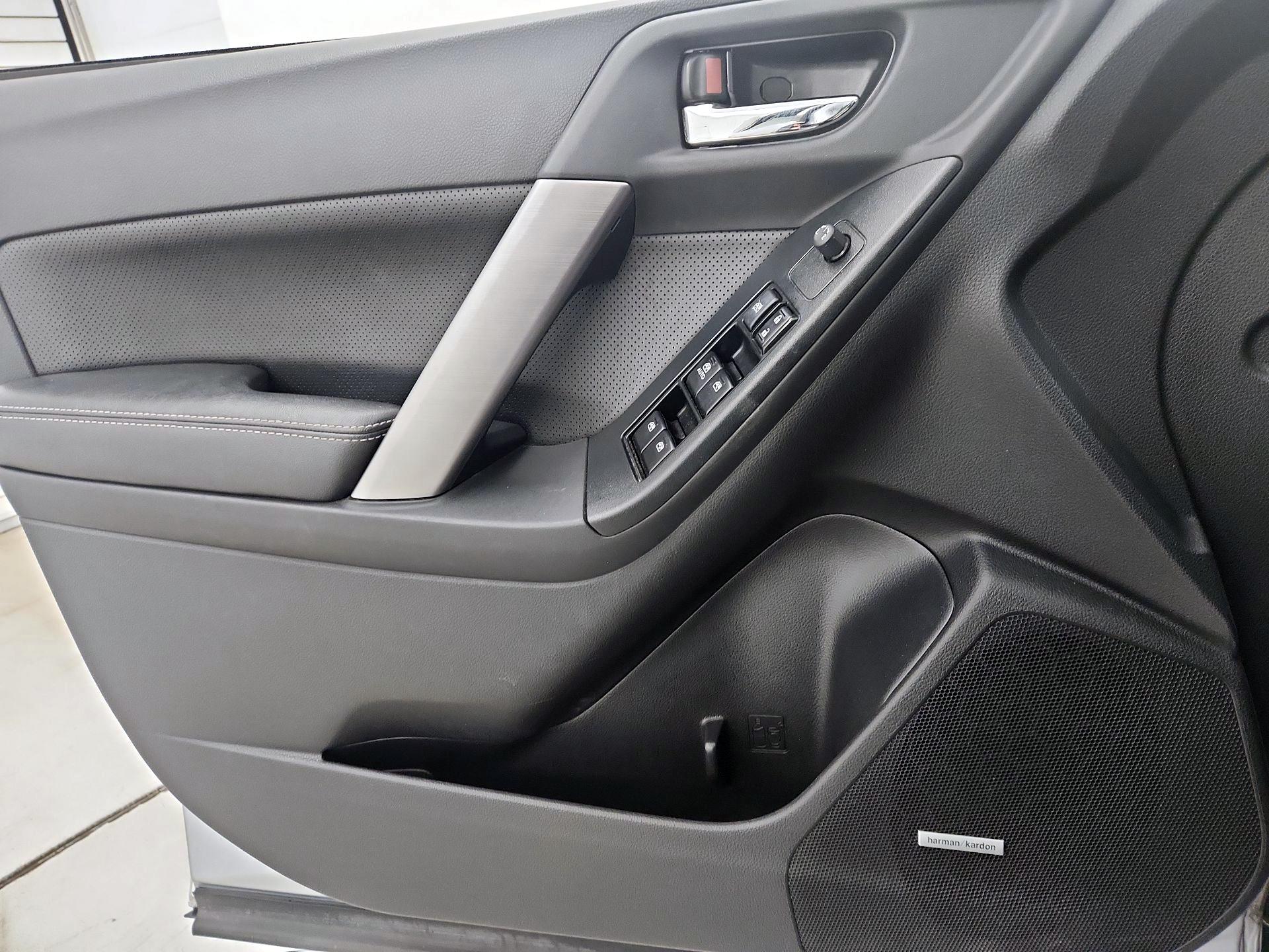 Thumbnail: 2015 Subaru Forester - 12