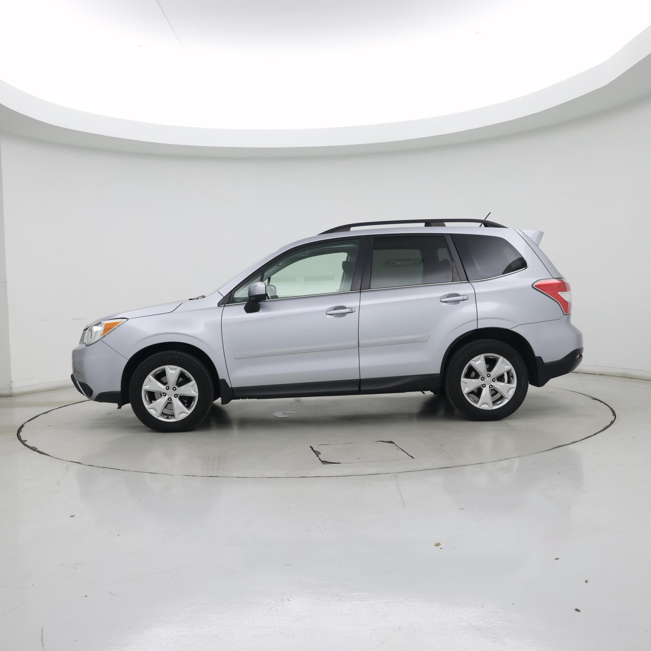 Thumbnail: 2015 Subaru Forester - 3