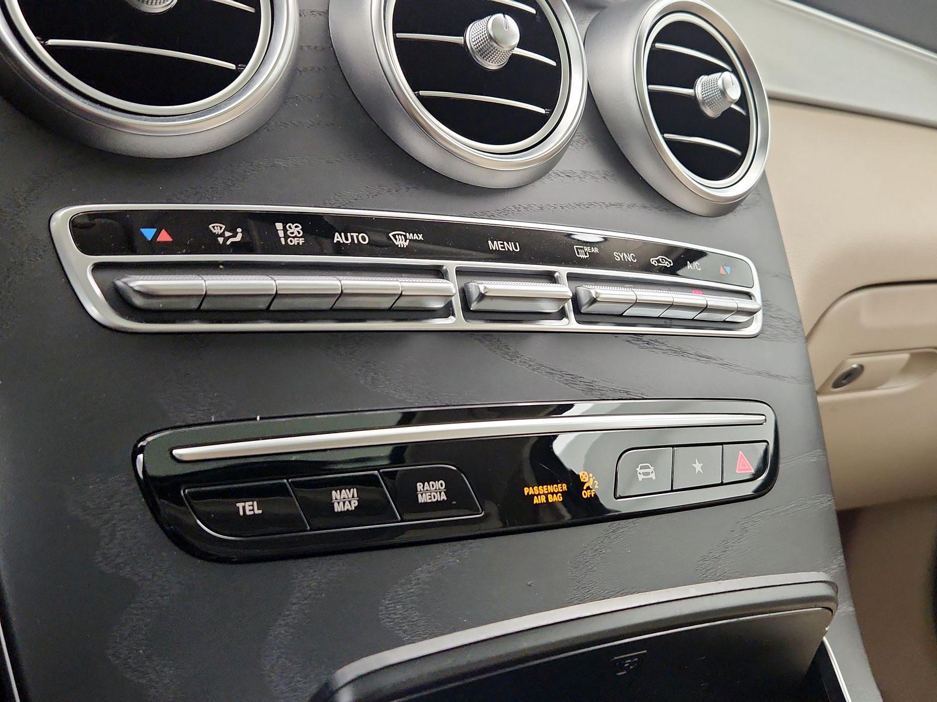 Thumbnail: 2023 Mercedes-Benz GLC - 16