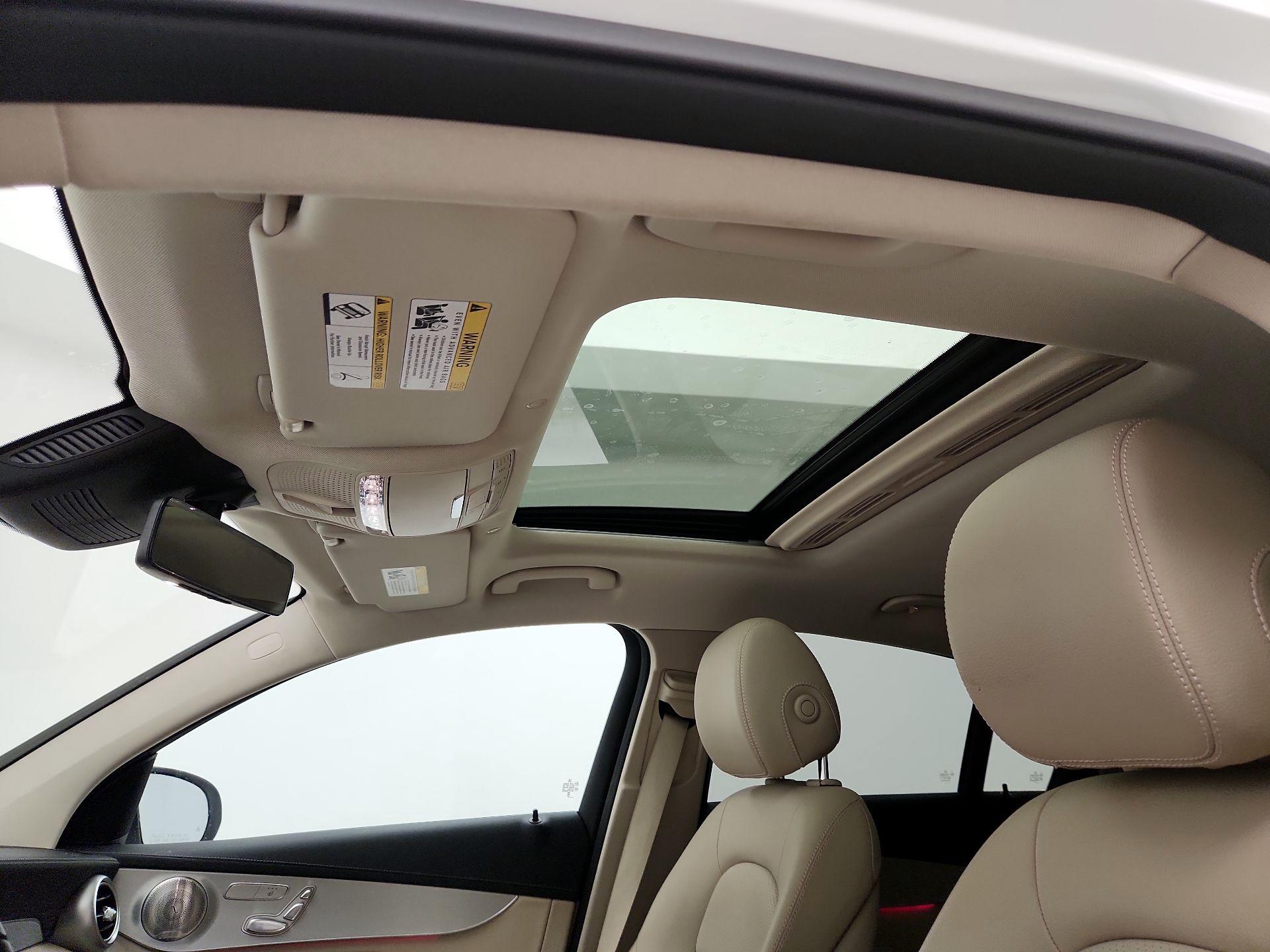 Thumbnail: 2023 Mercedes-Benz GLC - 19