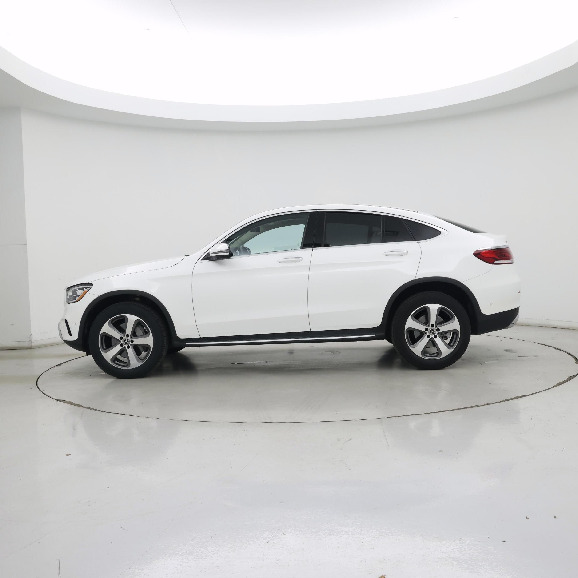 Thumbnail: 2023 Mercedes-Benz GLC - 3