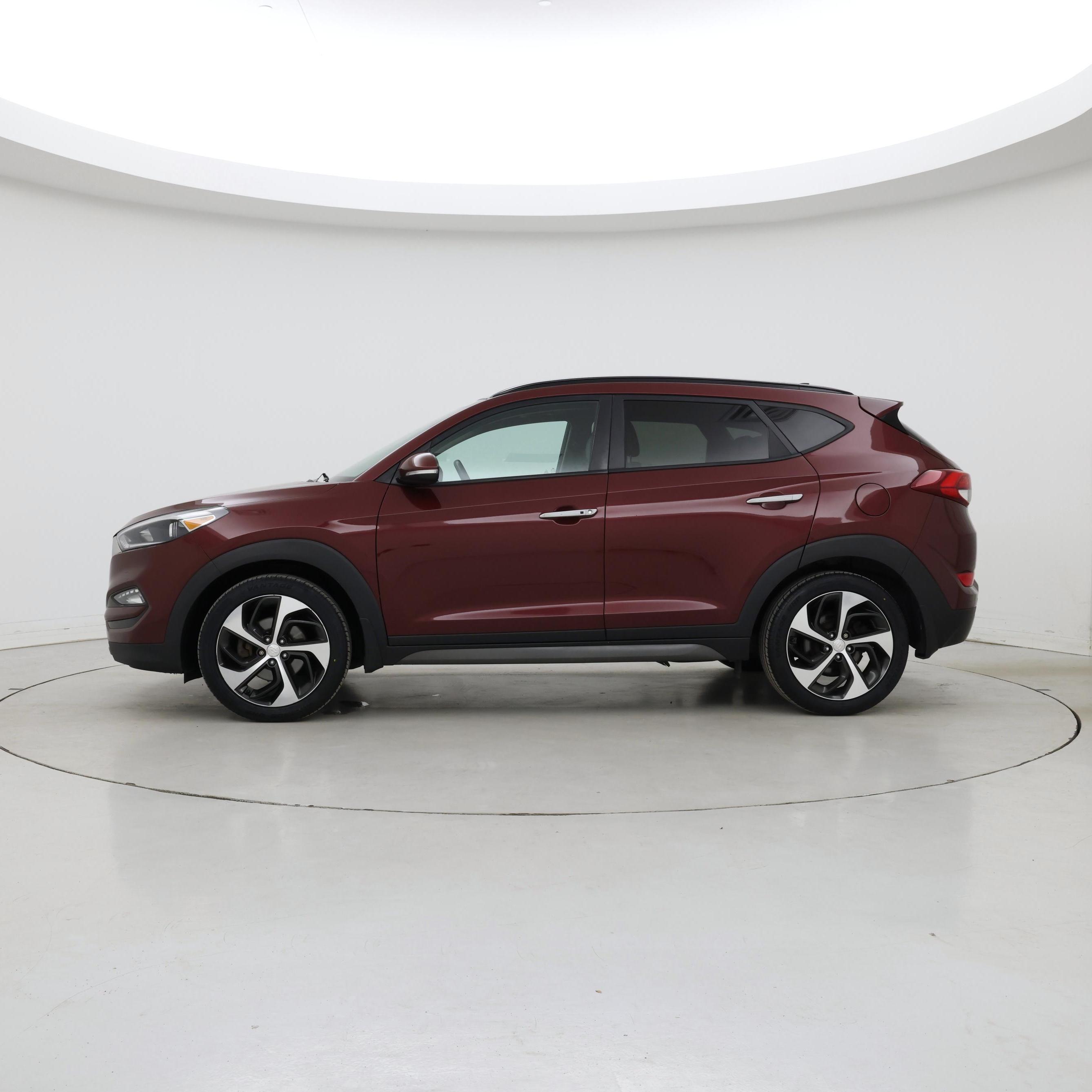 Thumbnail: 2016 Hyundai Tucson - 3