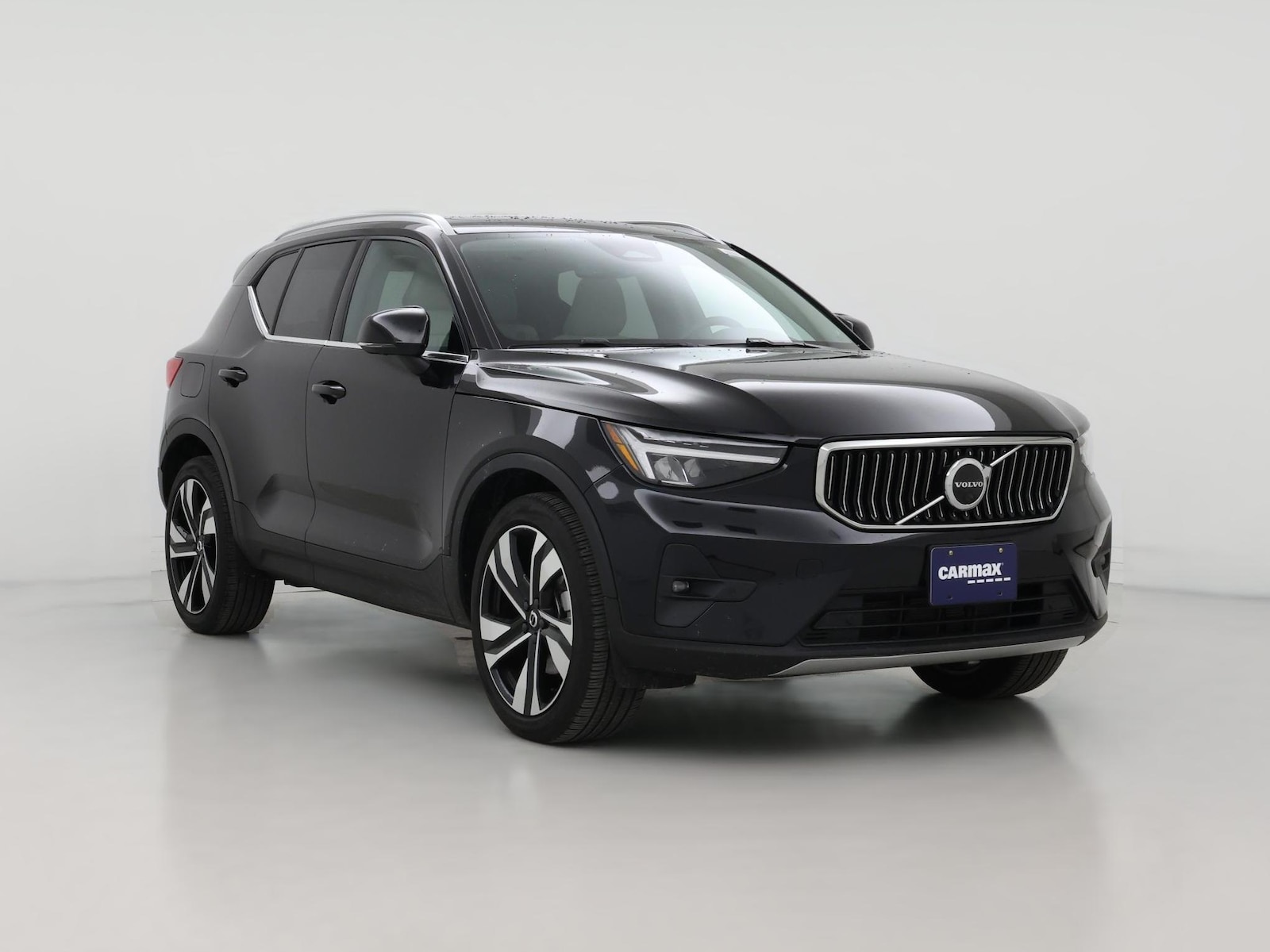 2023 Volvo XC40 Plus