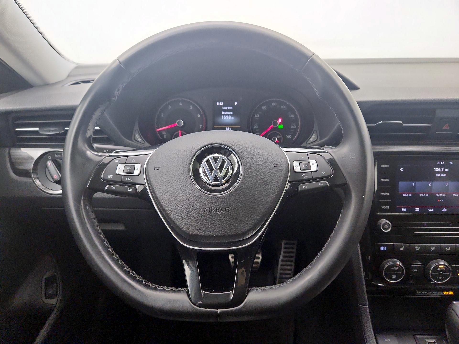 Thumbnail: 2020 Volkswagen Passat - 10