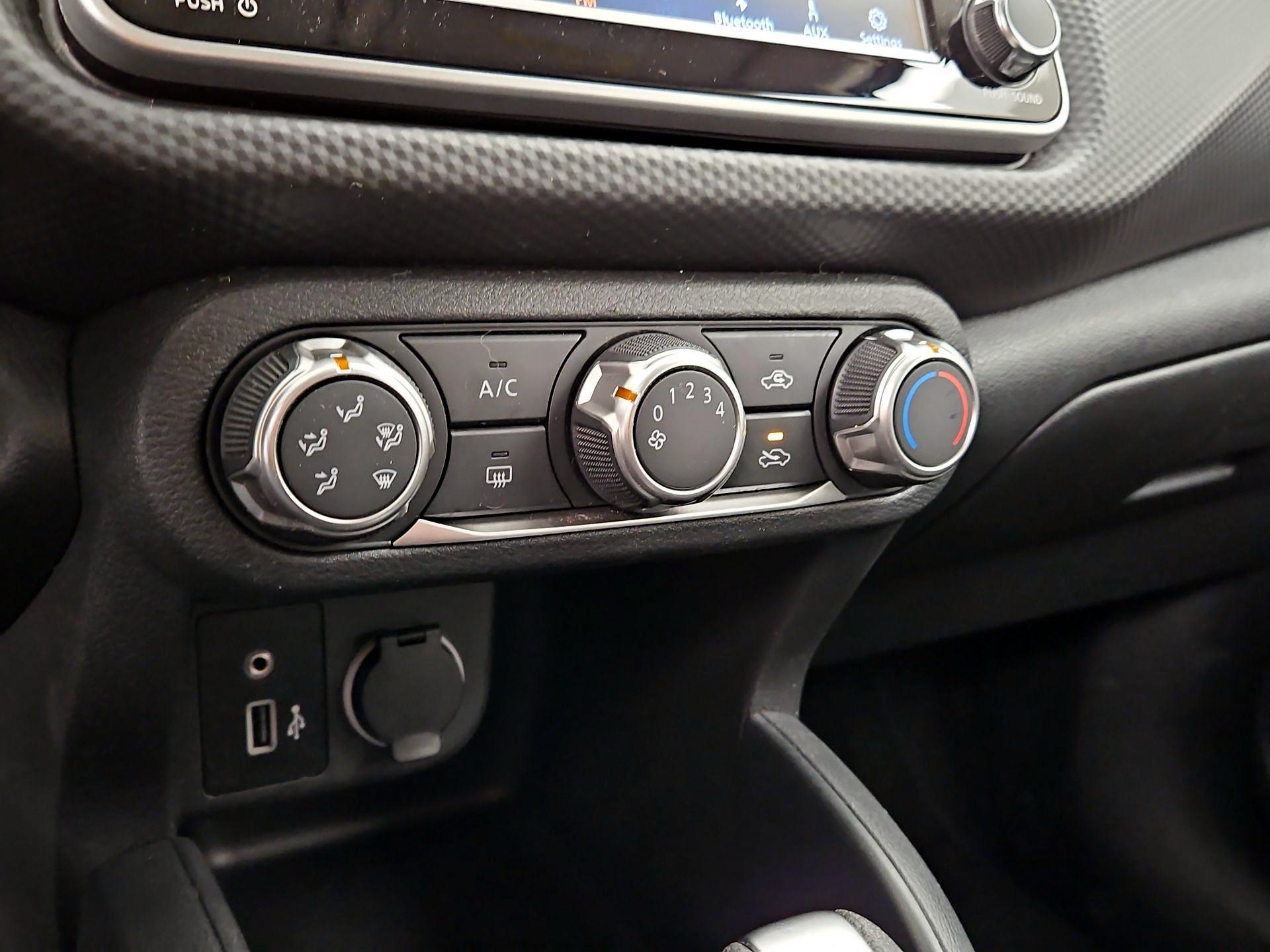 Thumbnail: 2024 Nissan Kicks - 16