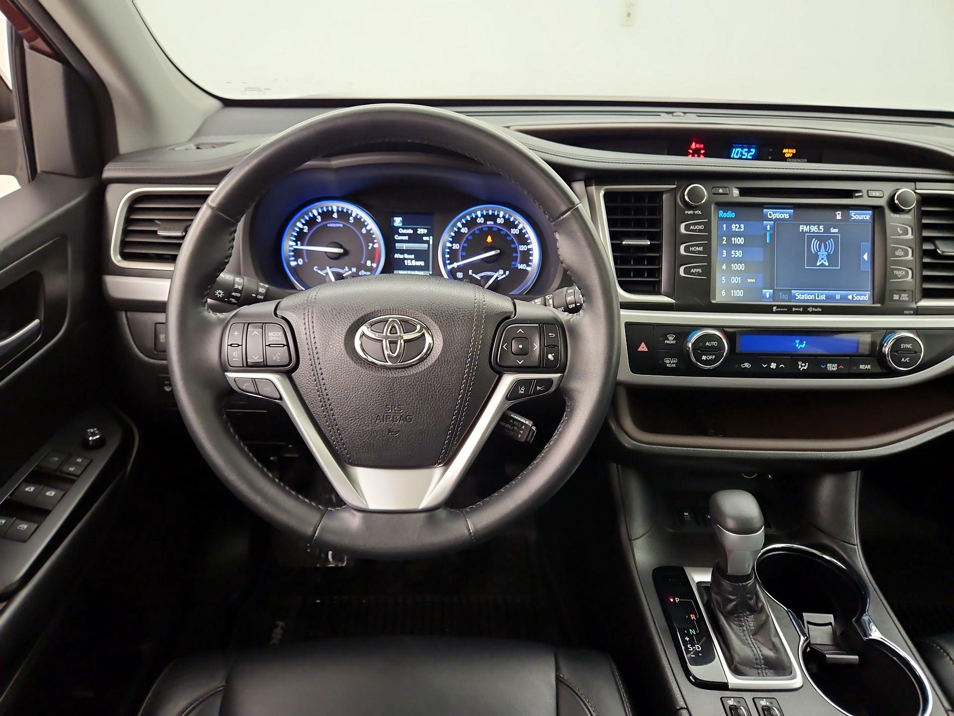 Thumbnail: 2018 Toyota Highlander - 10