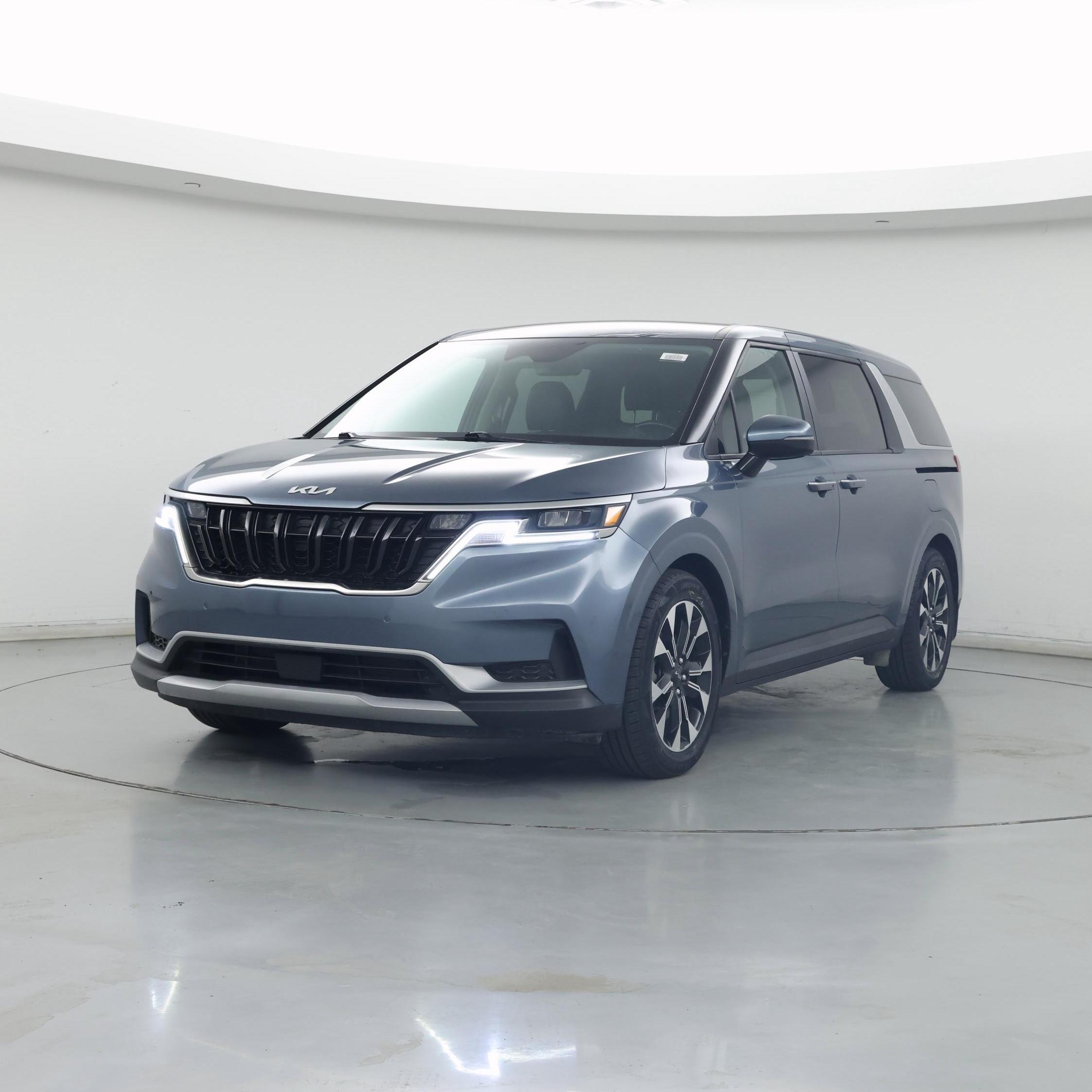 Thumbnail: 2023 Kia Carnival - 4