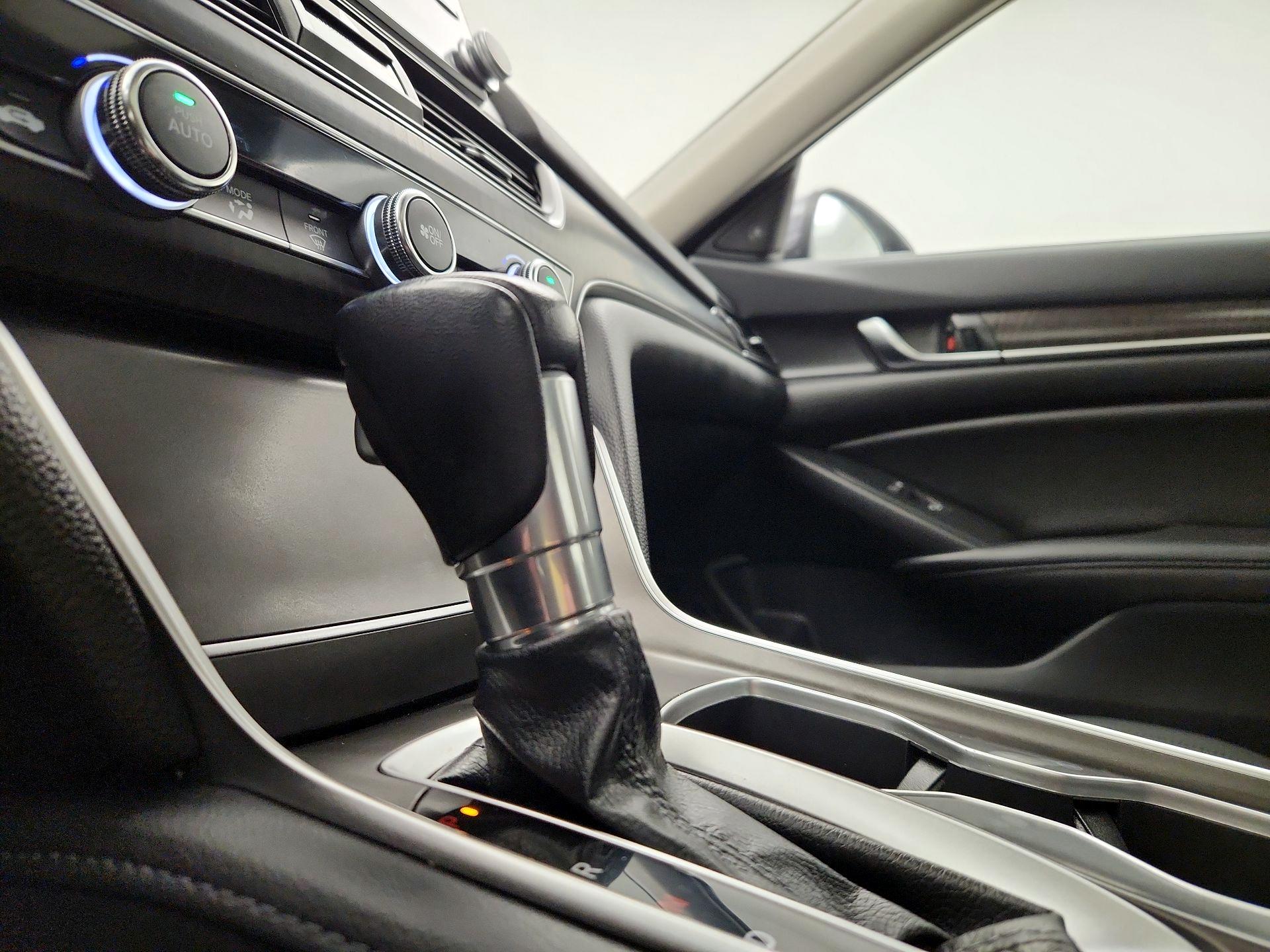 Thumbnail: 2022 Honda Accord - 17