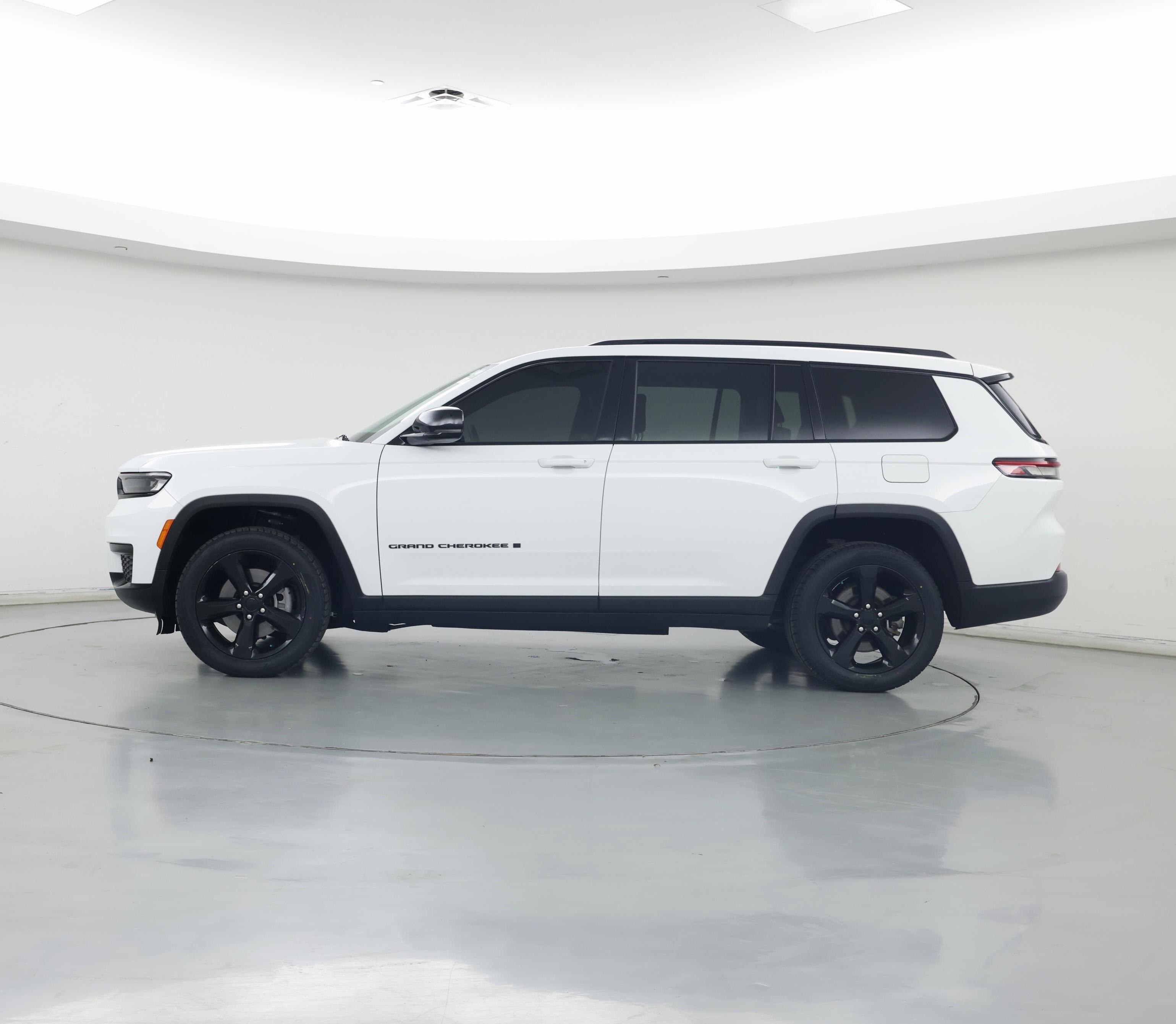 Thumbnail: 2023 Jeep Grand Cherokee L - 3