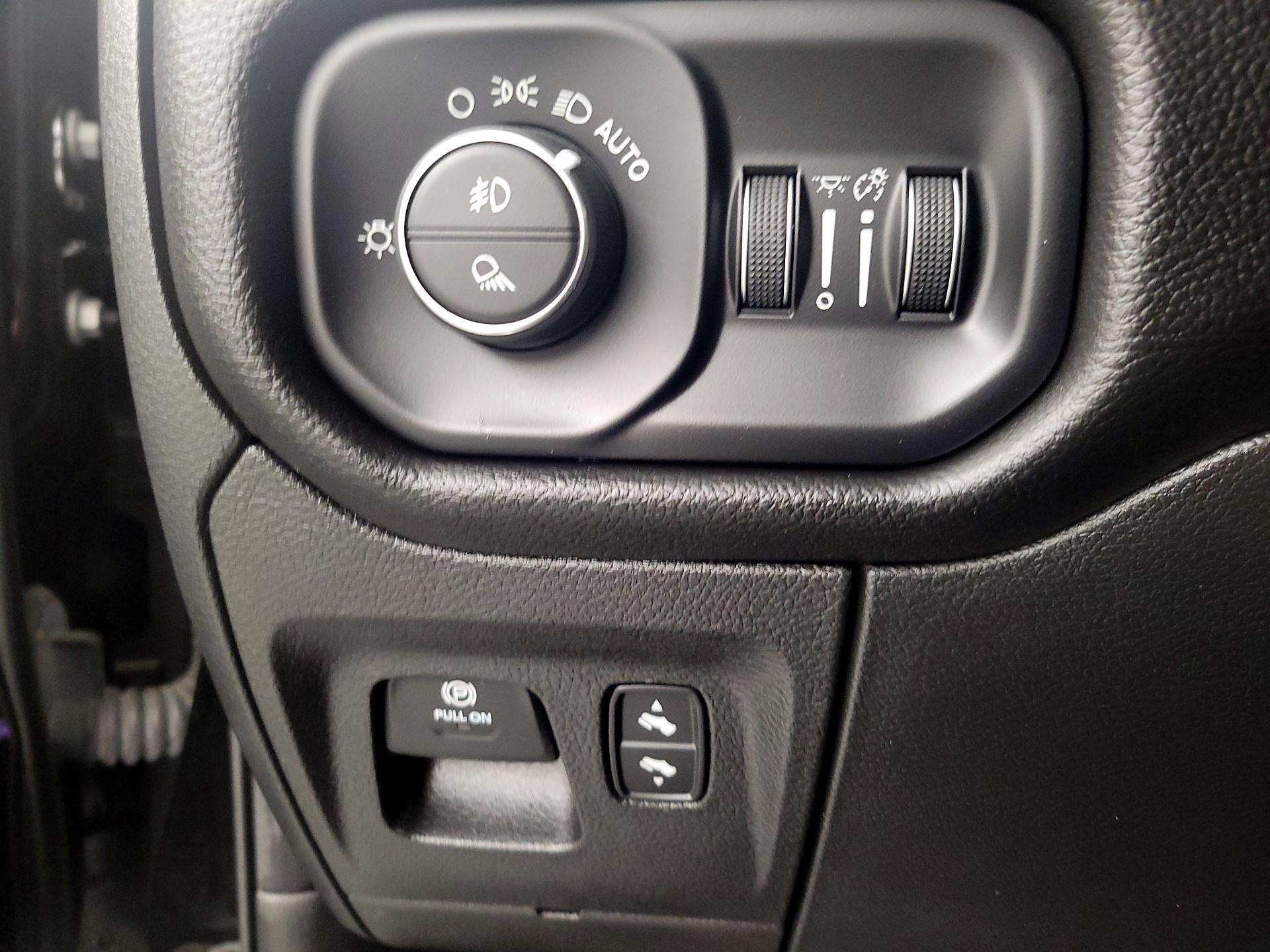 Thumbnail: 2022 RAM 1500 - 13