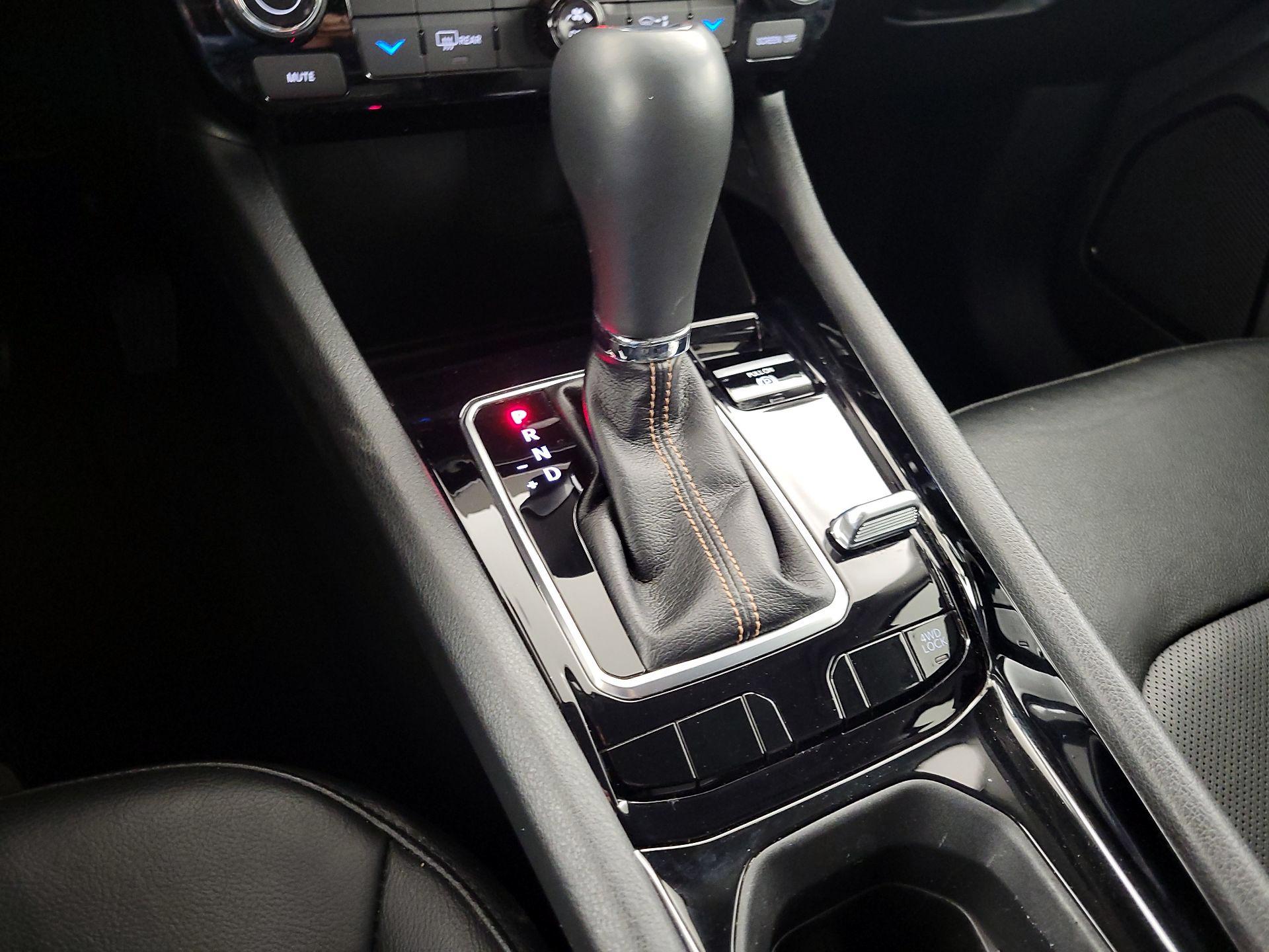 Thumbnail: 2022 Jeep Compass - 17