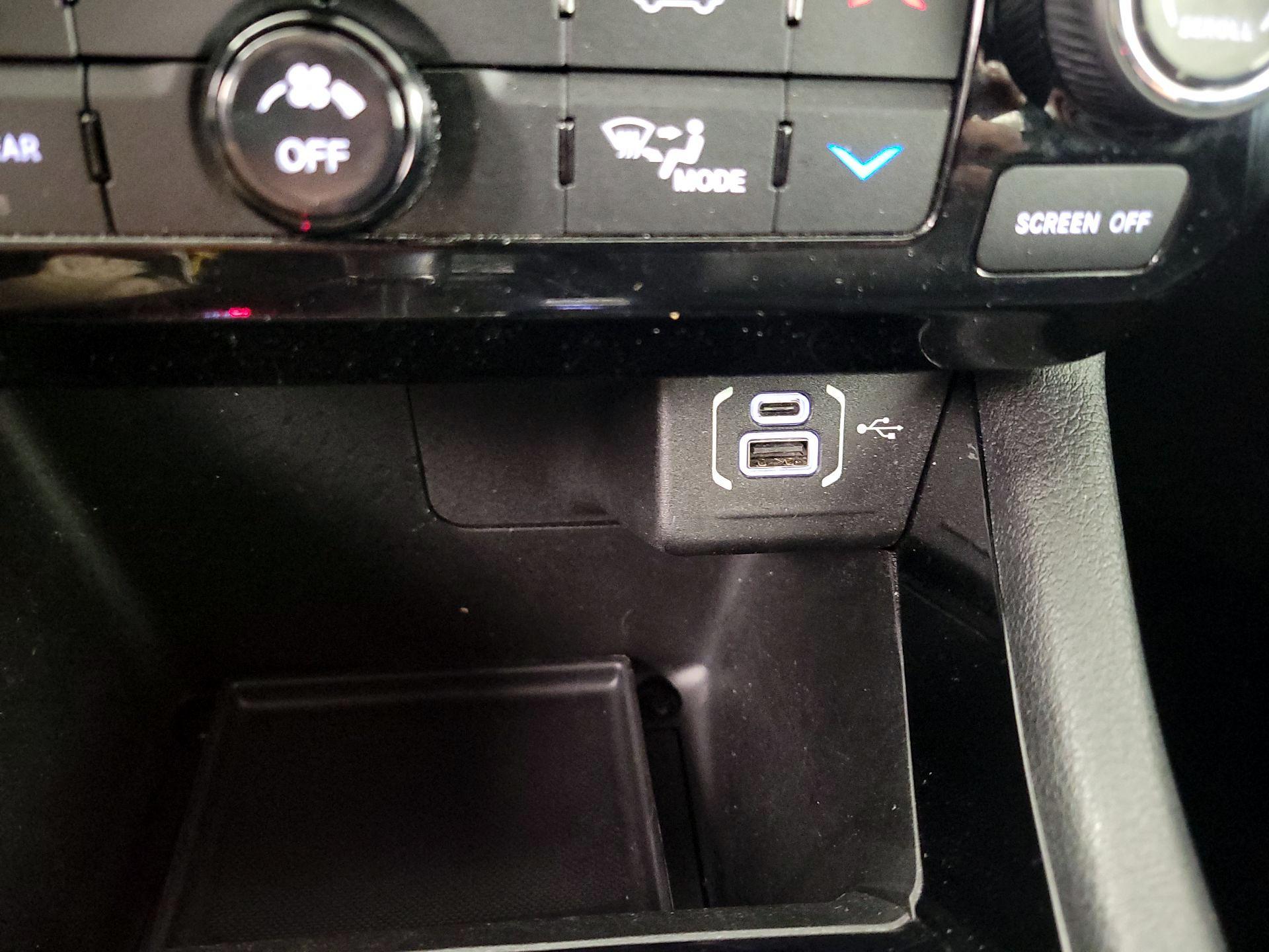 Thumbnail: 2022 Jeep Compass - 19