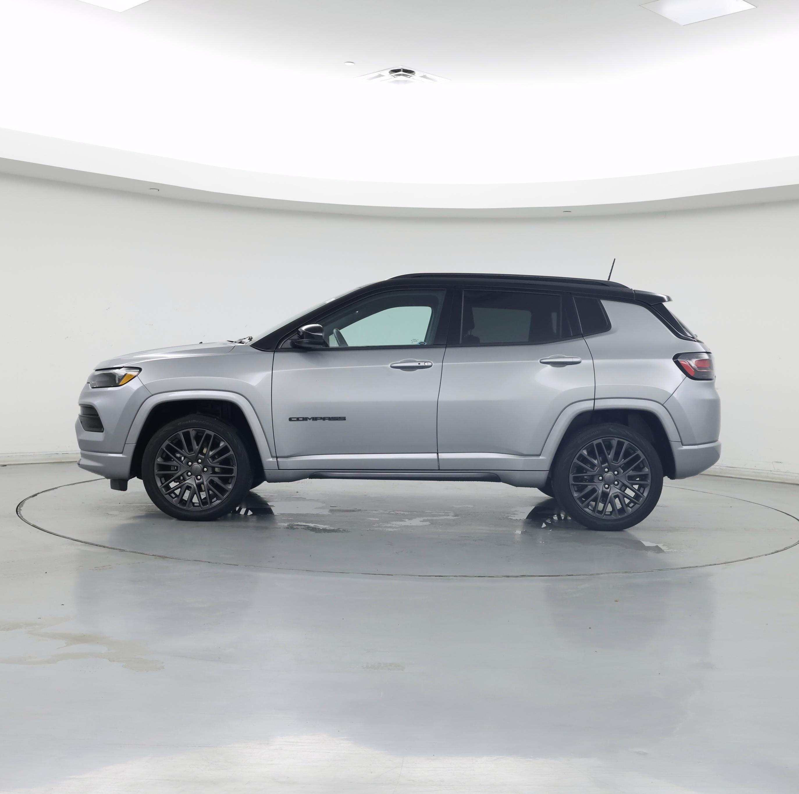 Thumbnail: 2022 Jeep Compass - 3