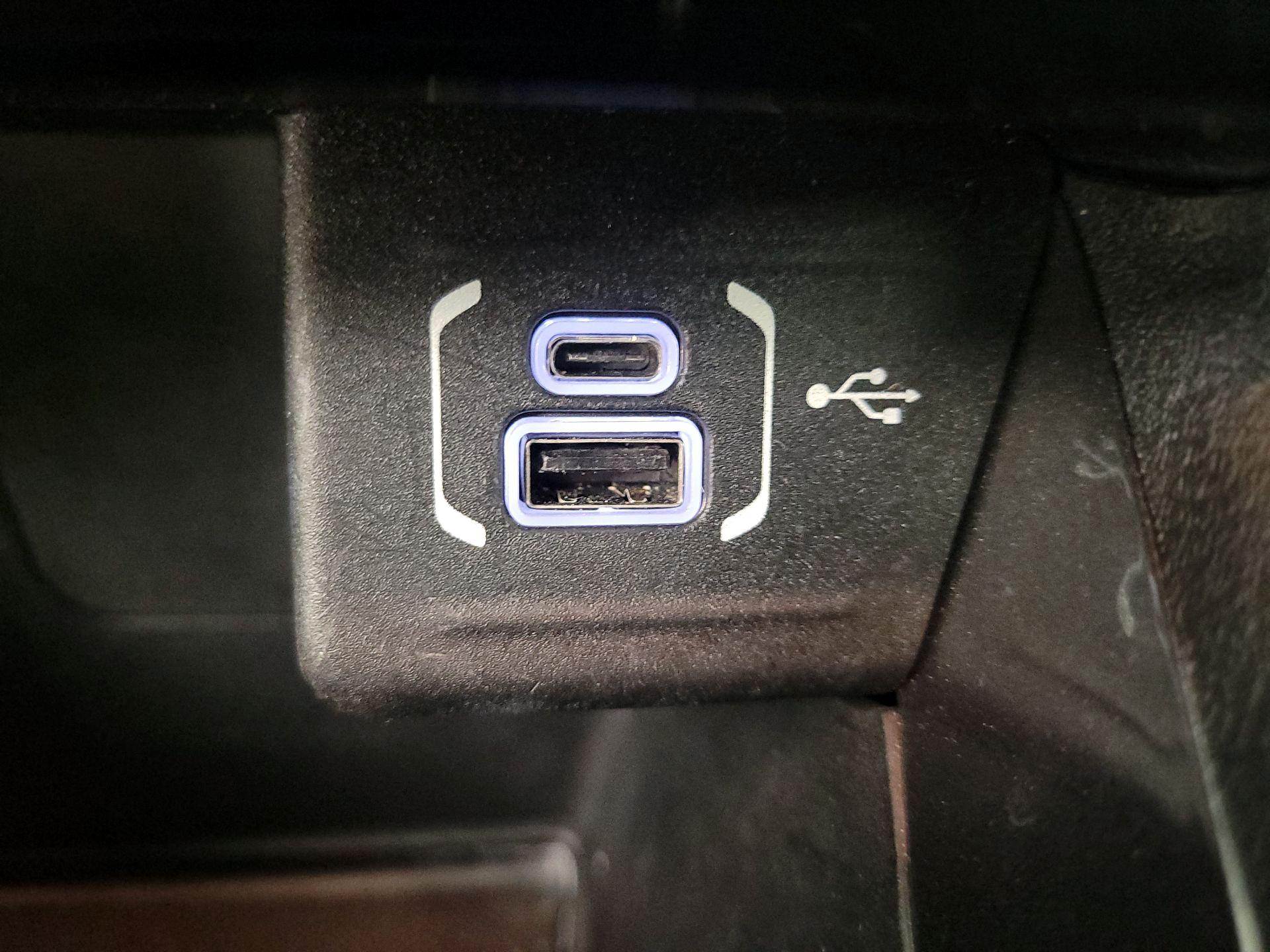 Thumbnail: 2022 Jeep Compass - 18