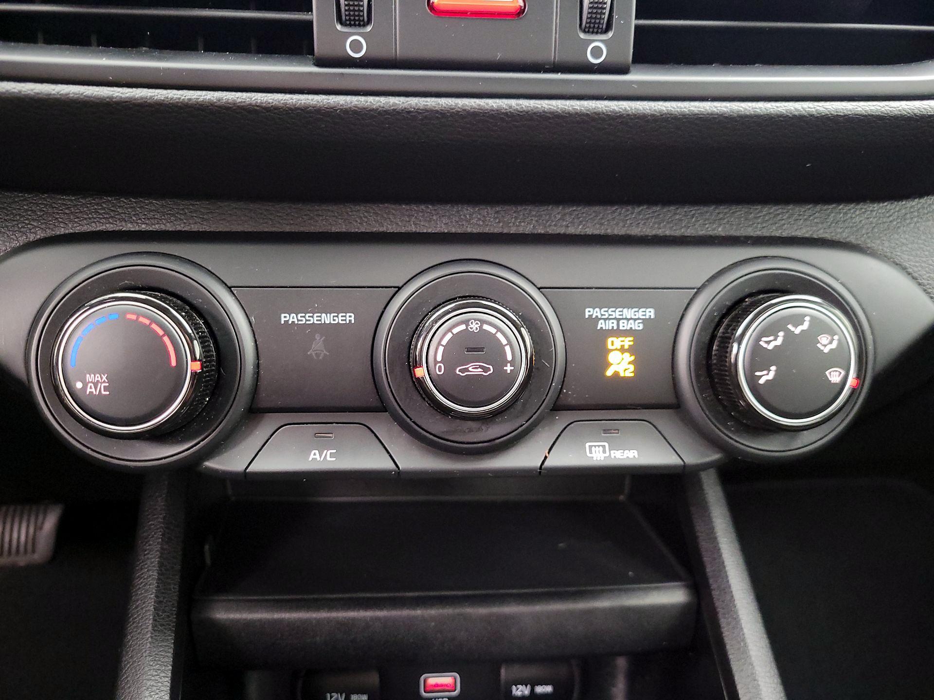 Thumbnail: 2023 Kia Forte - 16