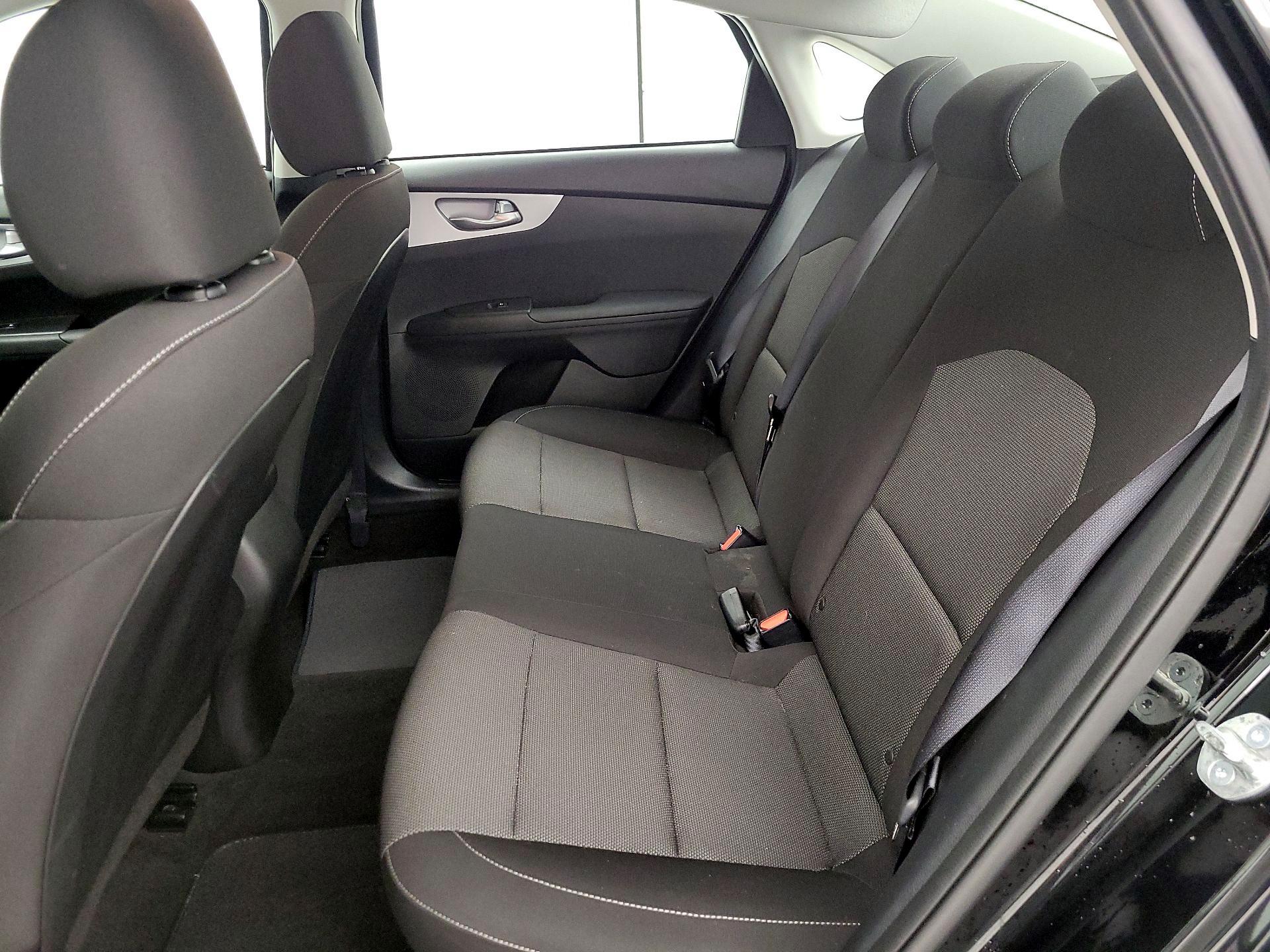 Thumbnail: 2023 Kia Forte - 19