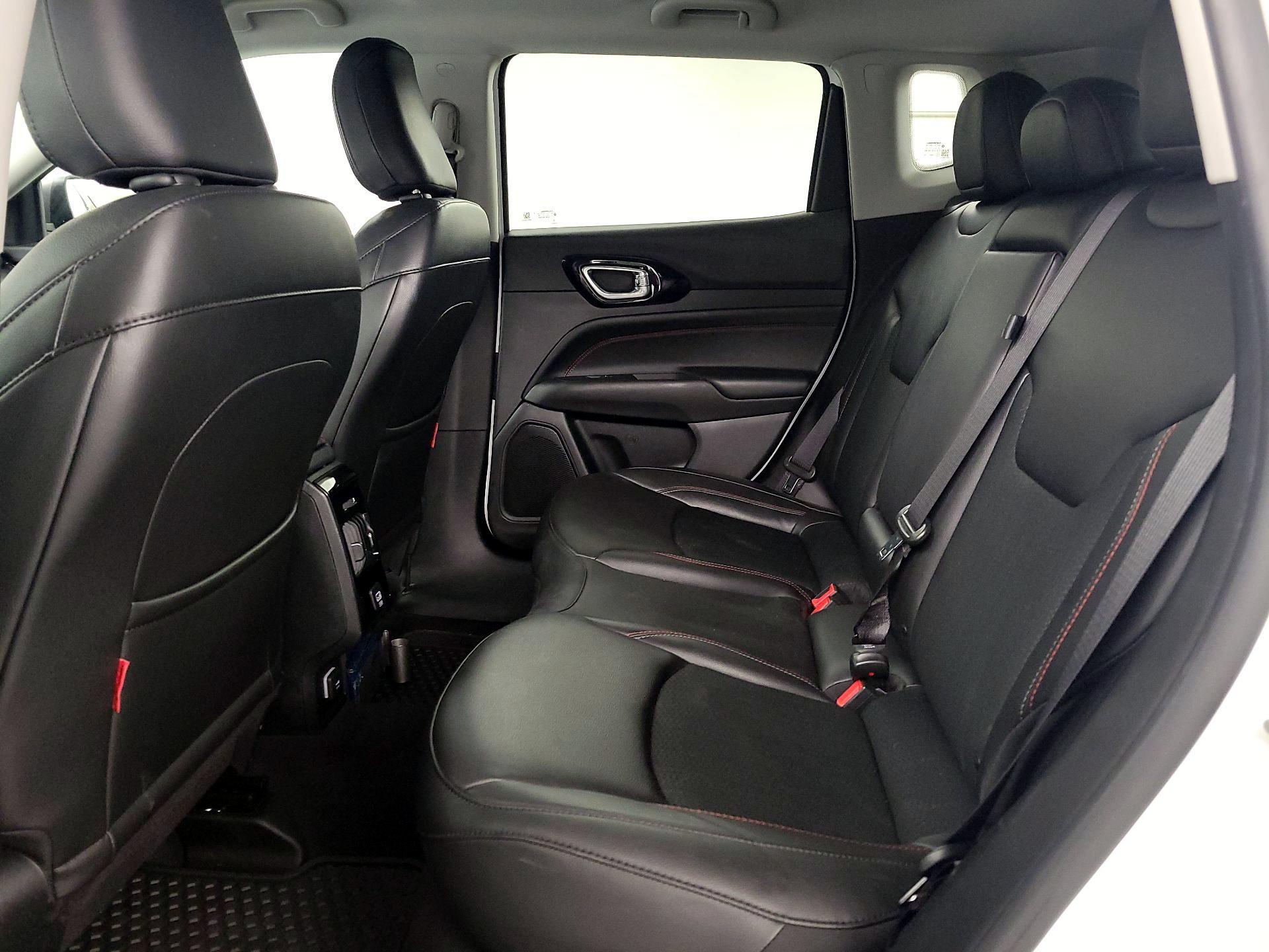 Thumbnail: 2022 Jeep Compass - 19