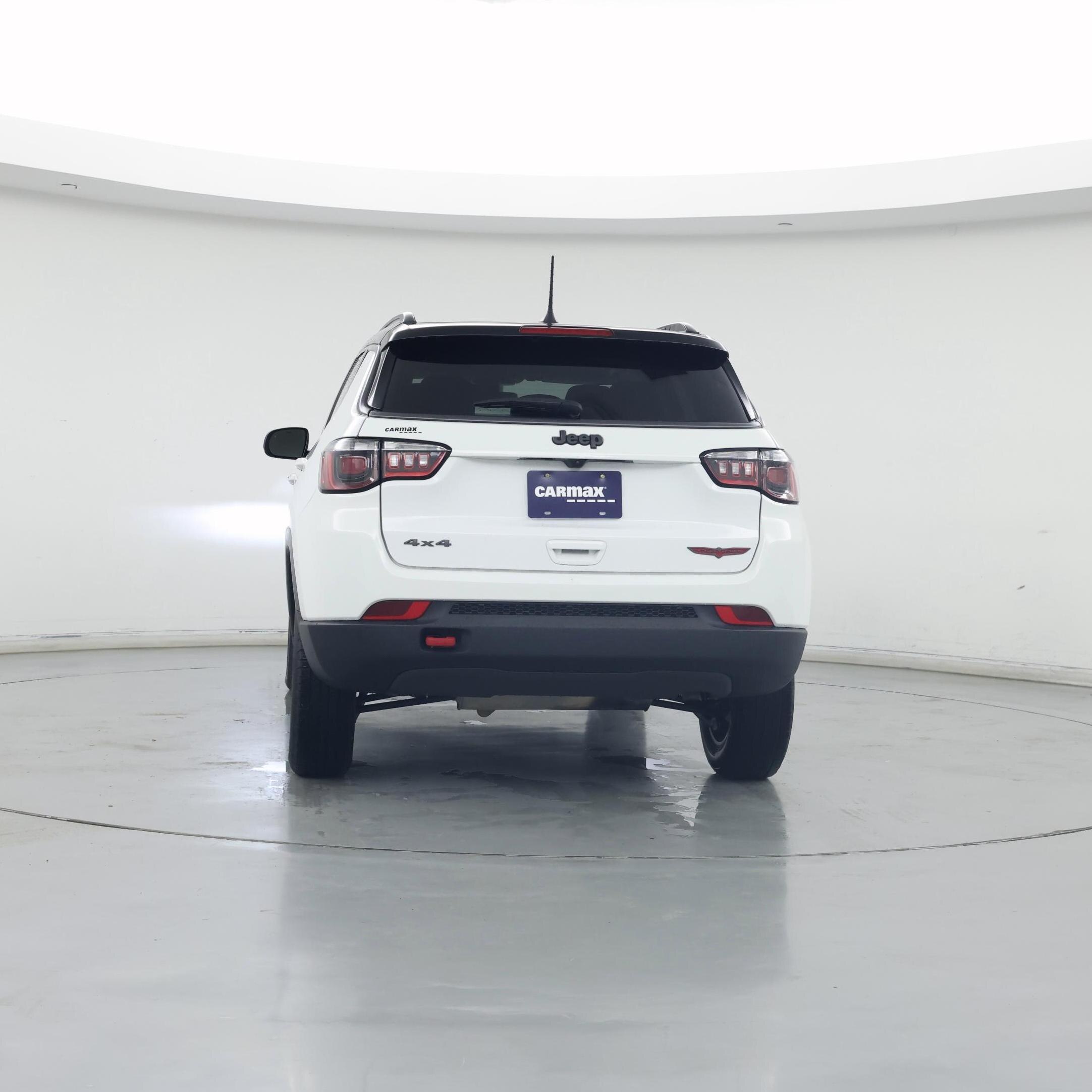 Thumbnail: 2022 Jeep Compass - 6