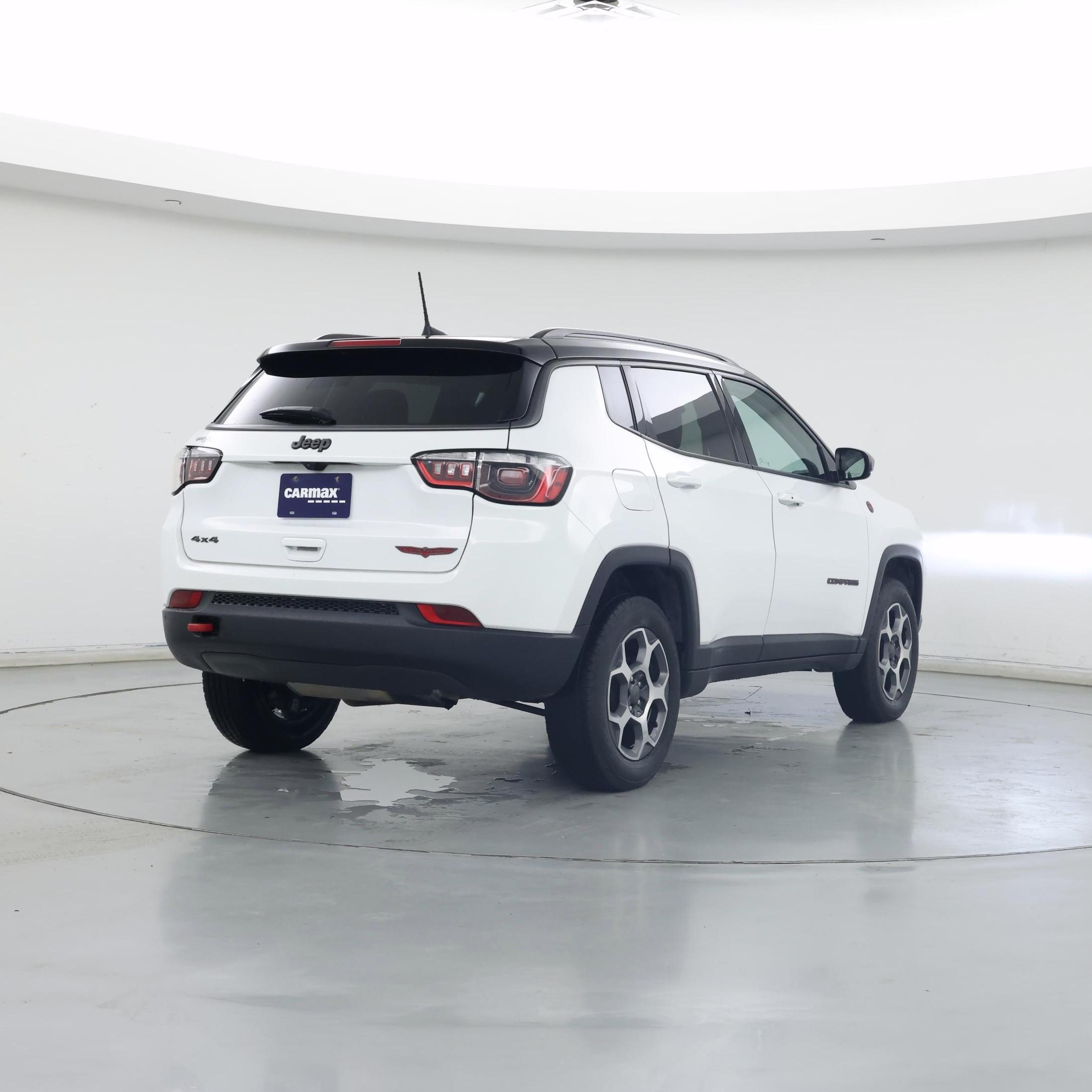 Thumbnail: 2022 Jeep Compass - 8