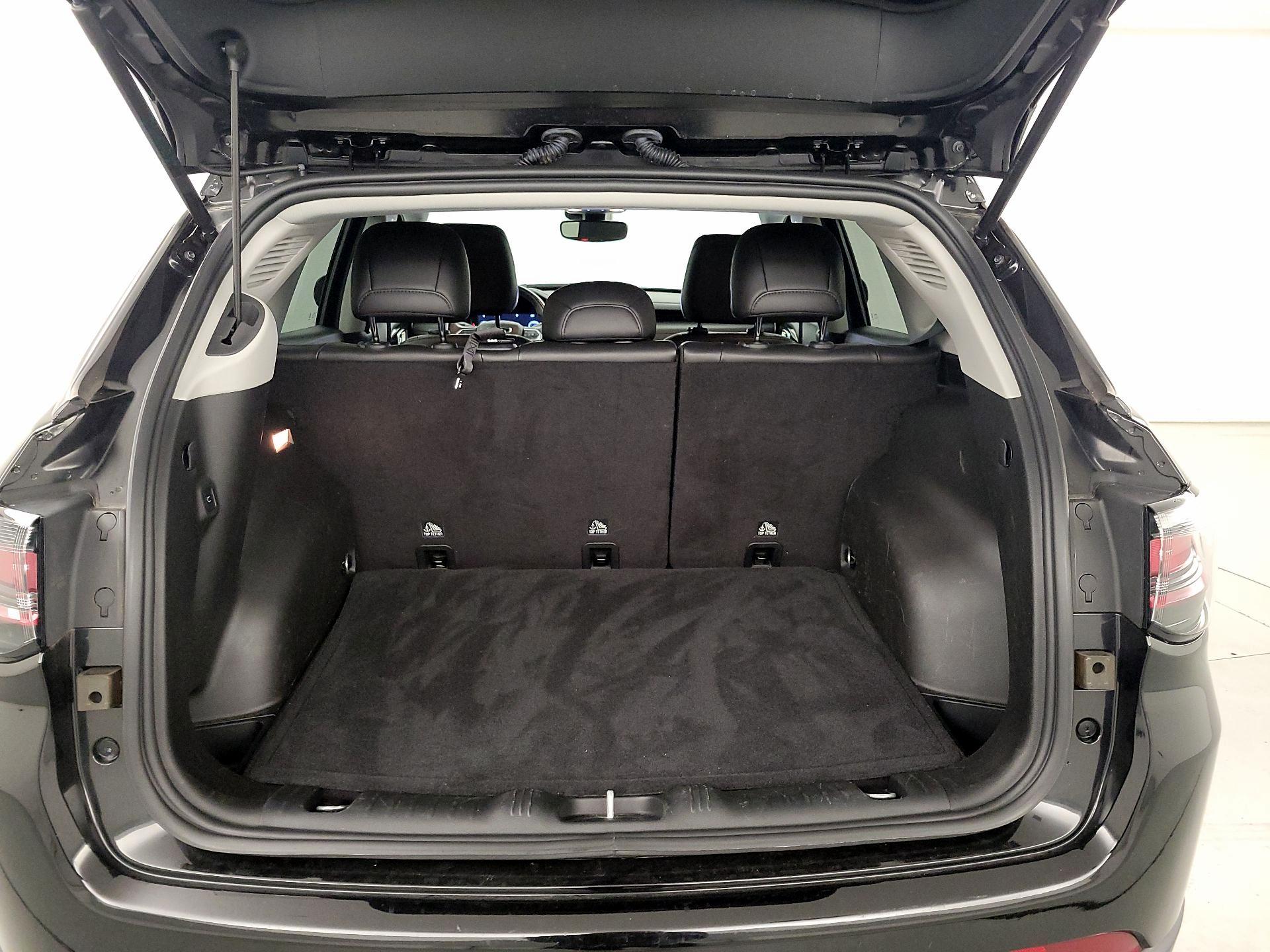 Thumbnail: 2022 Jeep Compass - 20