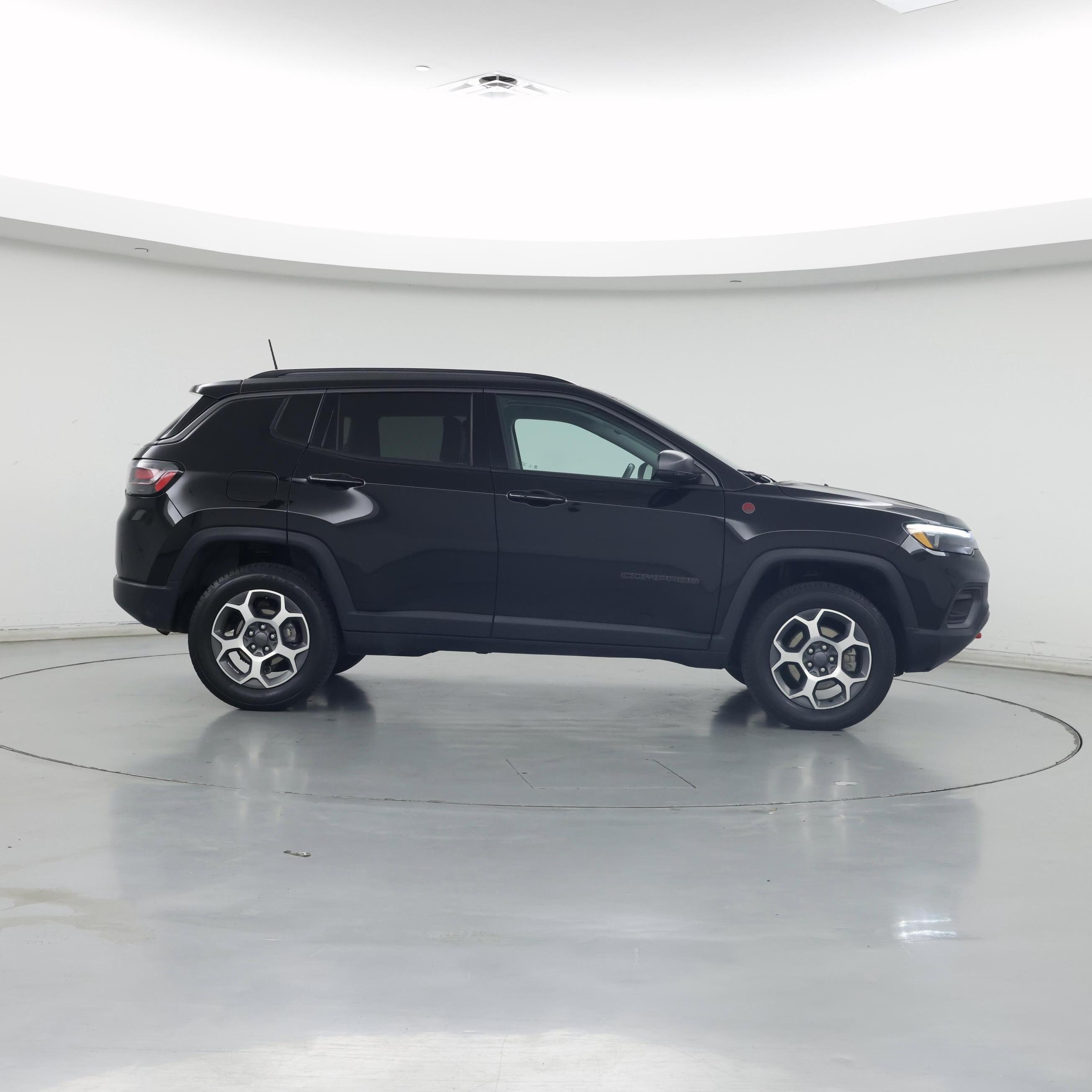 Thumbnail: 2022 Jeep Compass - 7