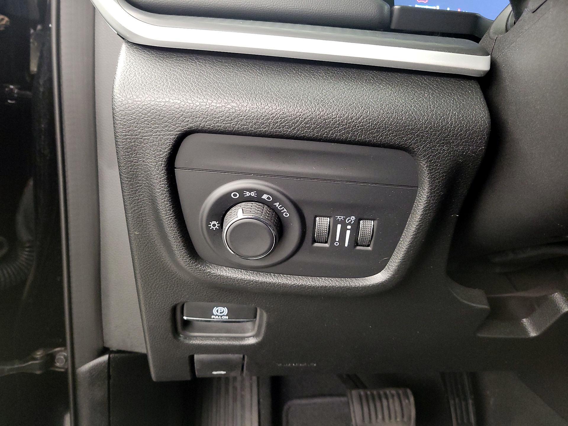 Thumbnail: 2023 Jeep Grand Cherokee L - 13