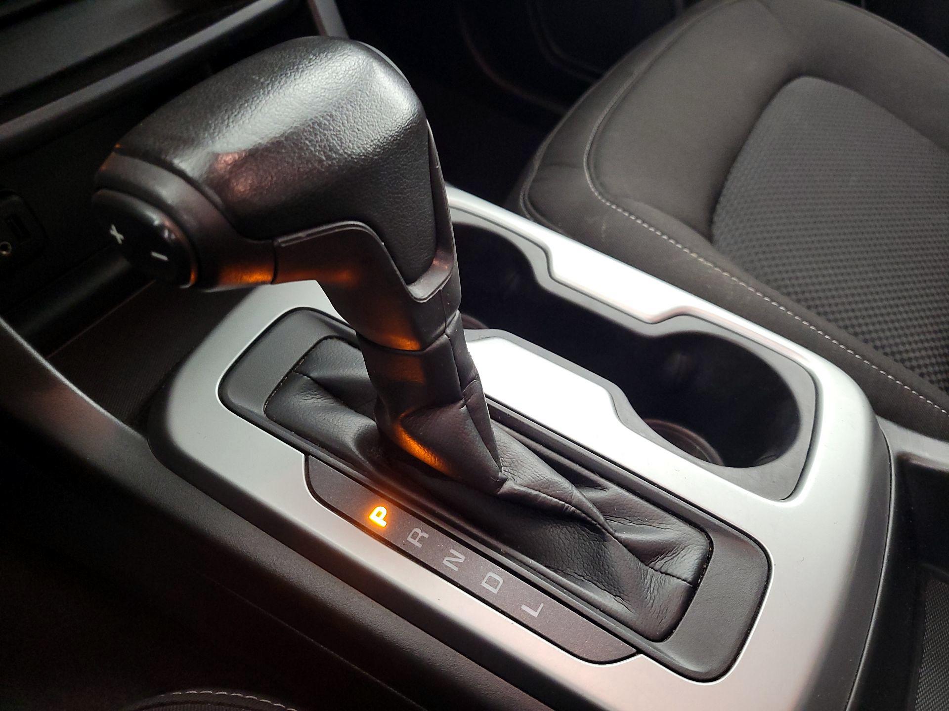 Thumbnail: 2021 Chevrolet Colorado - 17