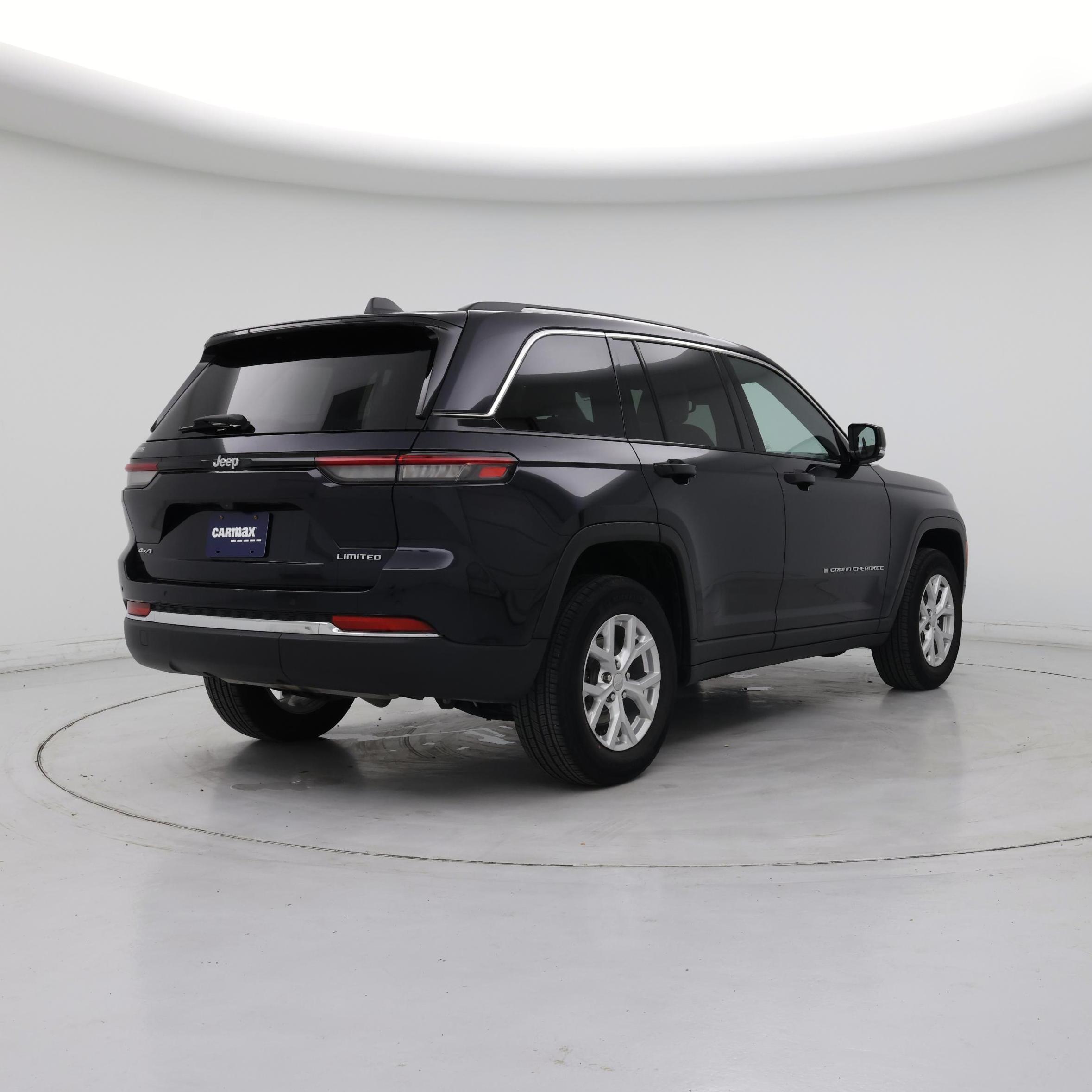 Thumbnail: 2023 Jeep Grand Cherokee - 8