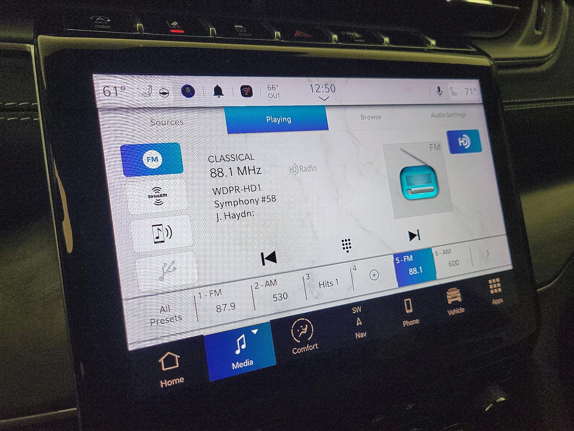 Thumbnail: 2023 Jeep Grand Cherokee - 16