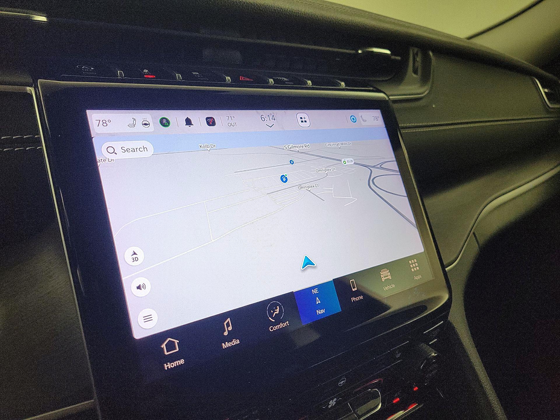 Thumbnail: 2023 Jeep Grand Cherokee - 14