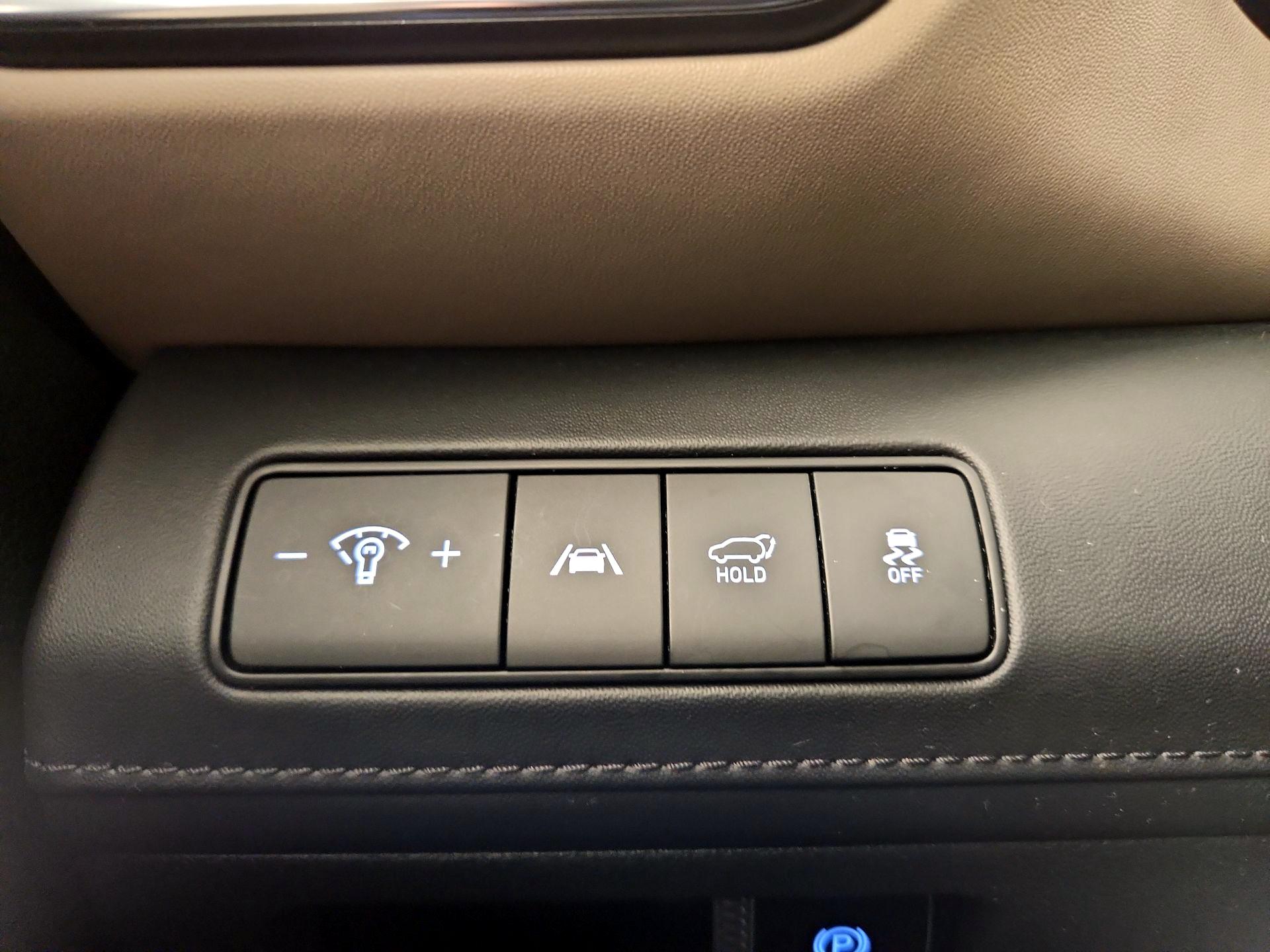 Thumbnail: 2023 Hyundai Santa Fe - 13