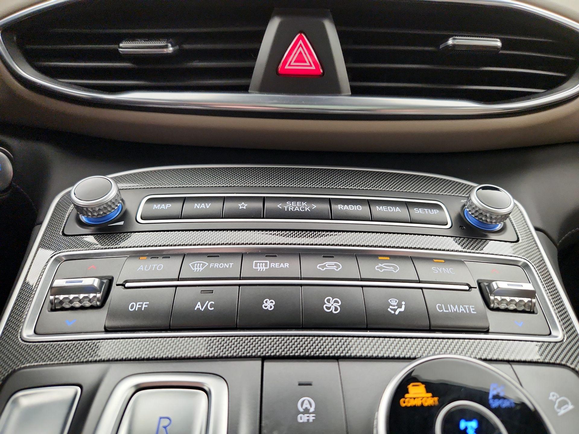 Thumbnail: 2023 Hyundai Santa Fe - 17