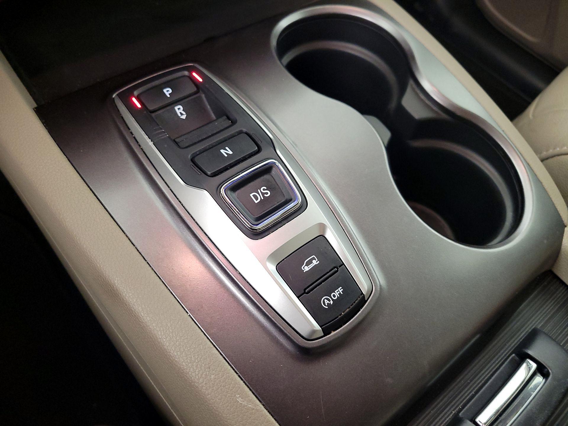 Thumbnail: 2021 Honda Pilot - 17