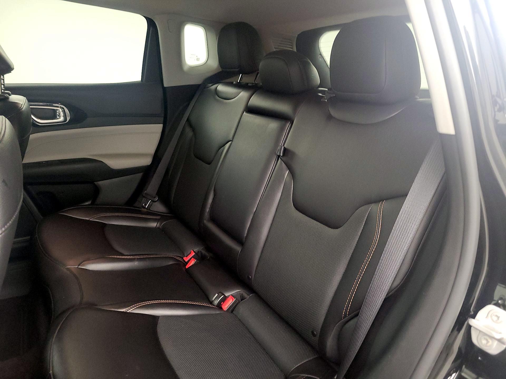 Thumbnail: 2022 Jeep Compass - 19