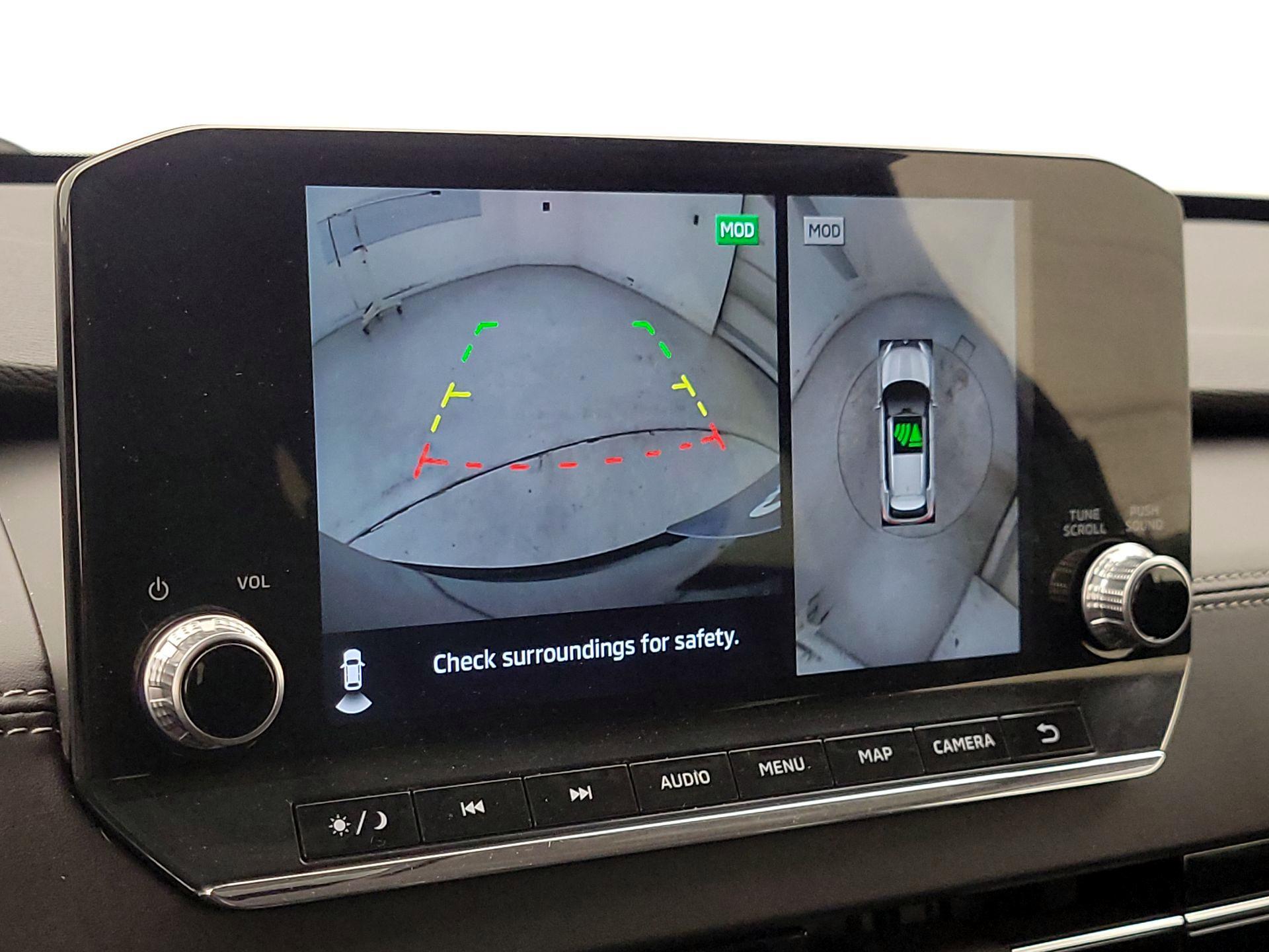 Thumbnail: 2022 Mitsubishi Outlander - 15