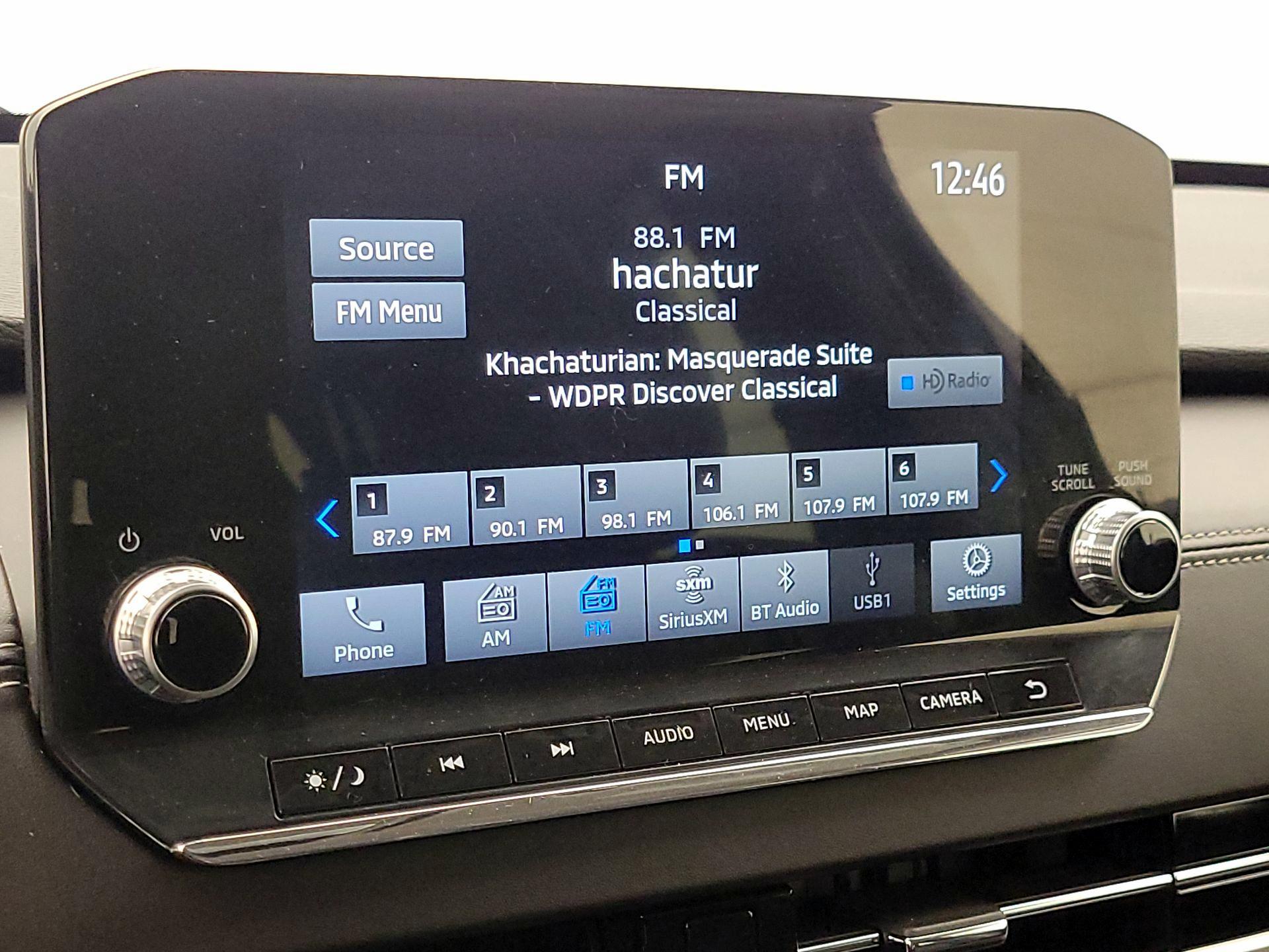 Thumbnail: 2022 Mitsubishi Outlander - 16