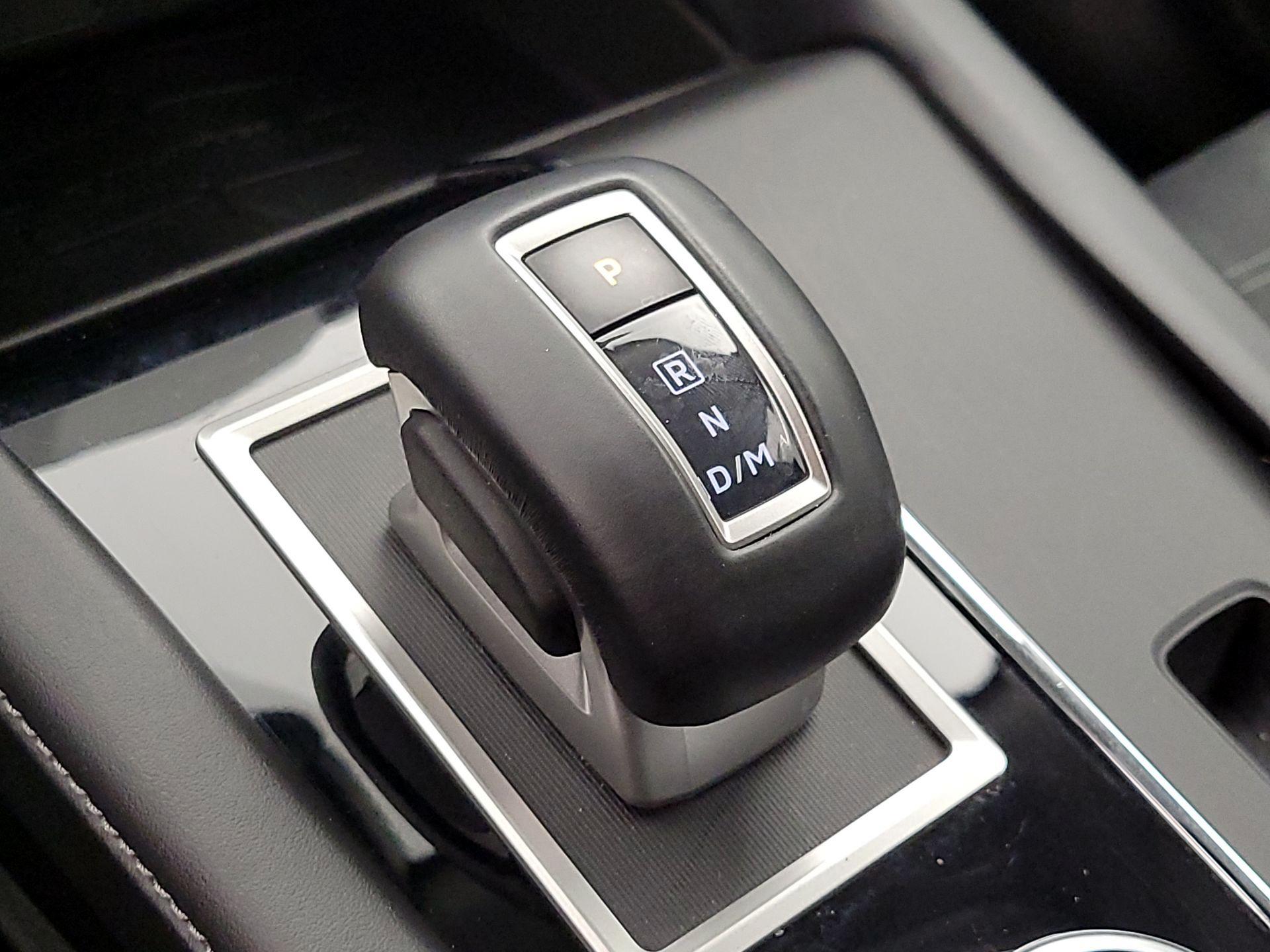 Thumbnail: 2022 Mitsubishi Outlander - 18