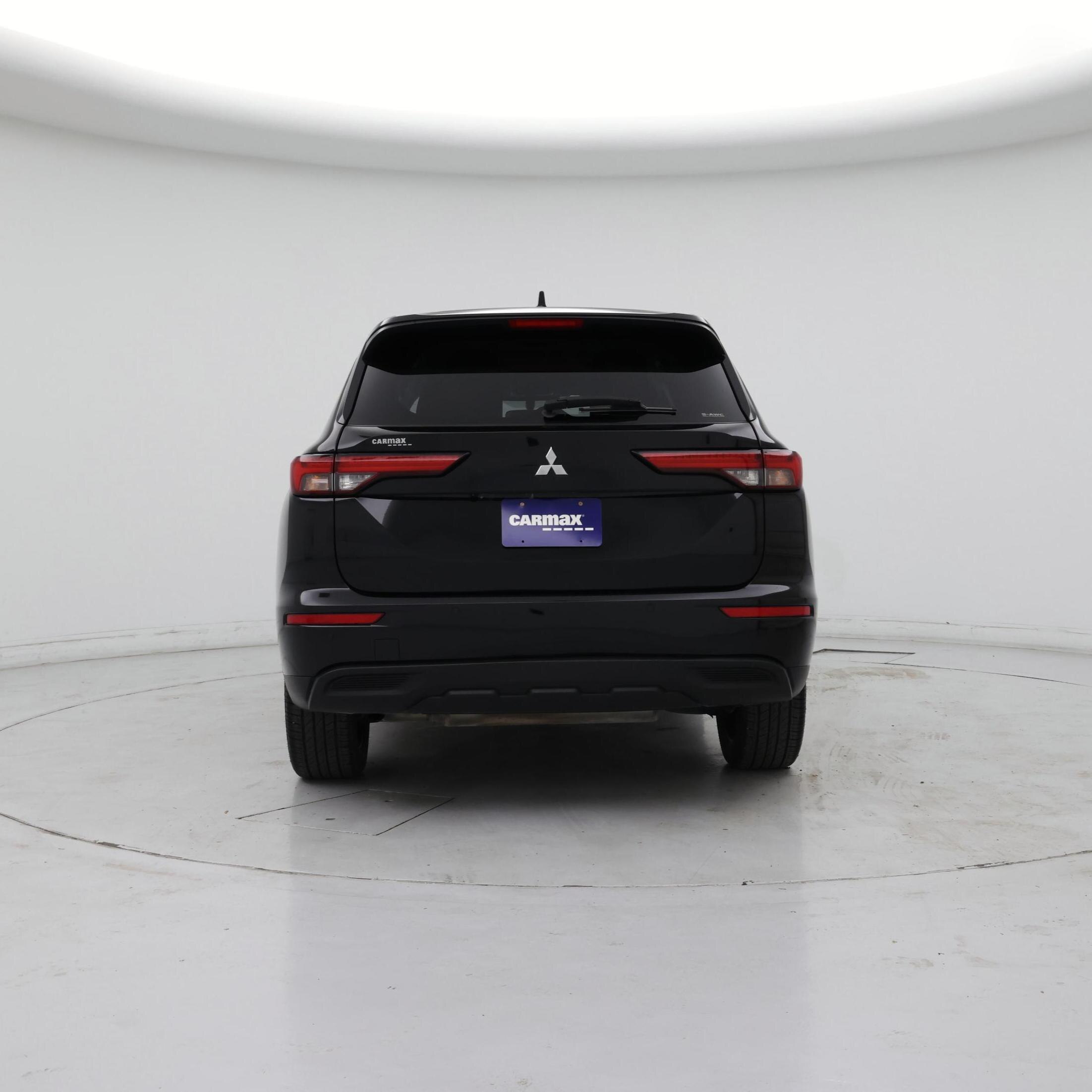 Thumbnail: 2022 Mitsubishi Outlander - 6