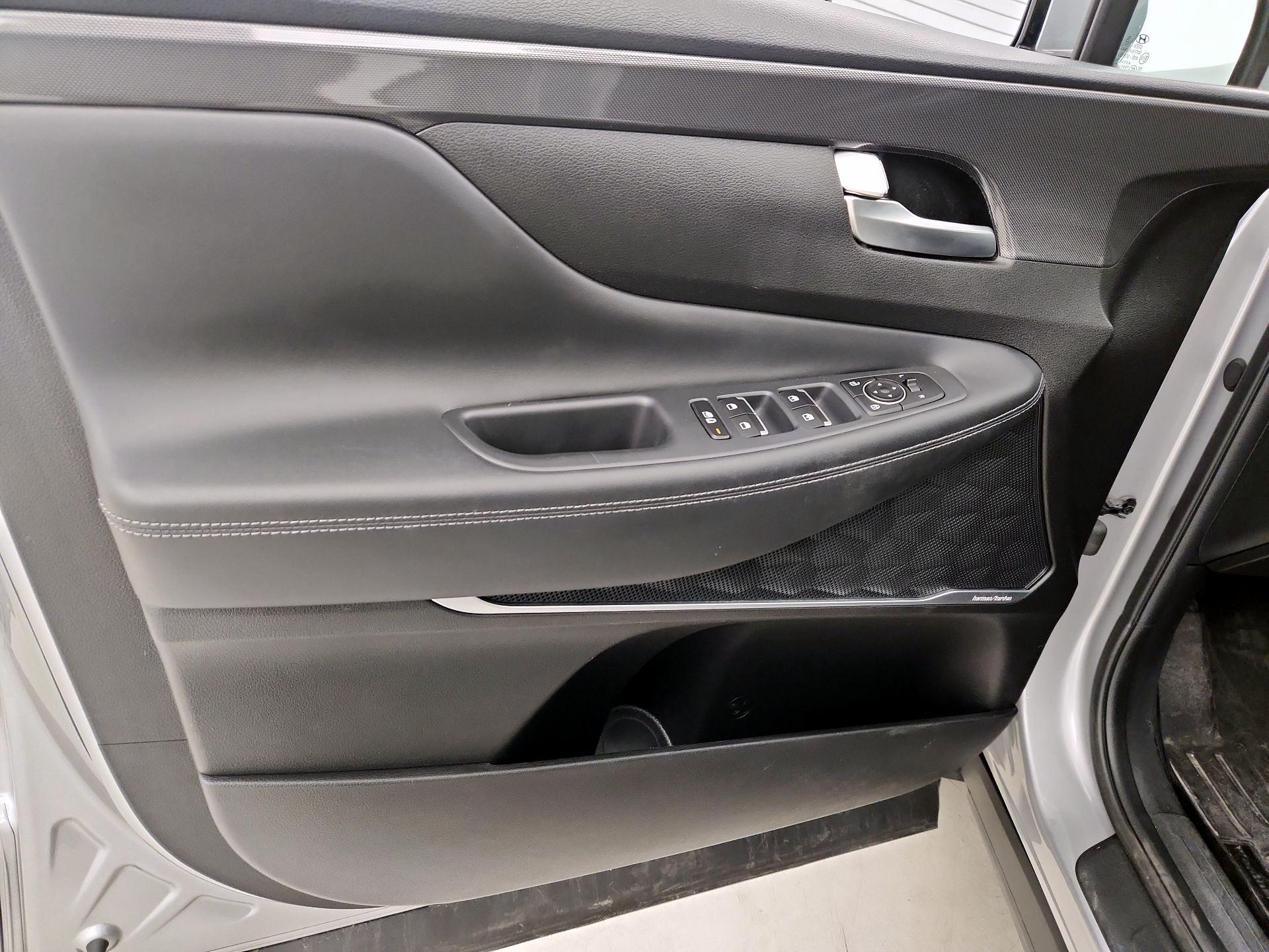 Thumbnail: 2022 Hyundai Santa Fe - 12