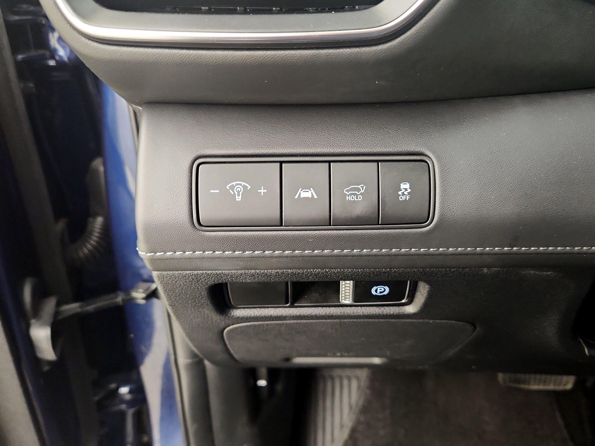 Thumbnail: 2023 Hyundai Santa Fe - 13