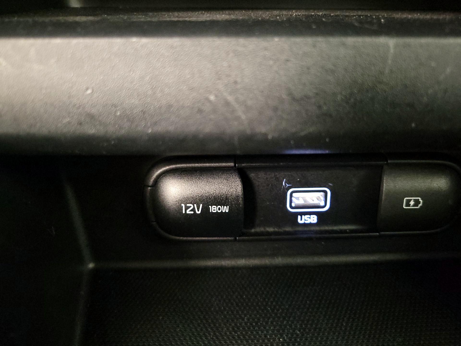 Thumbnail: 2023 Kia Seltos - 19