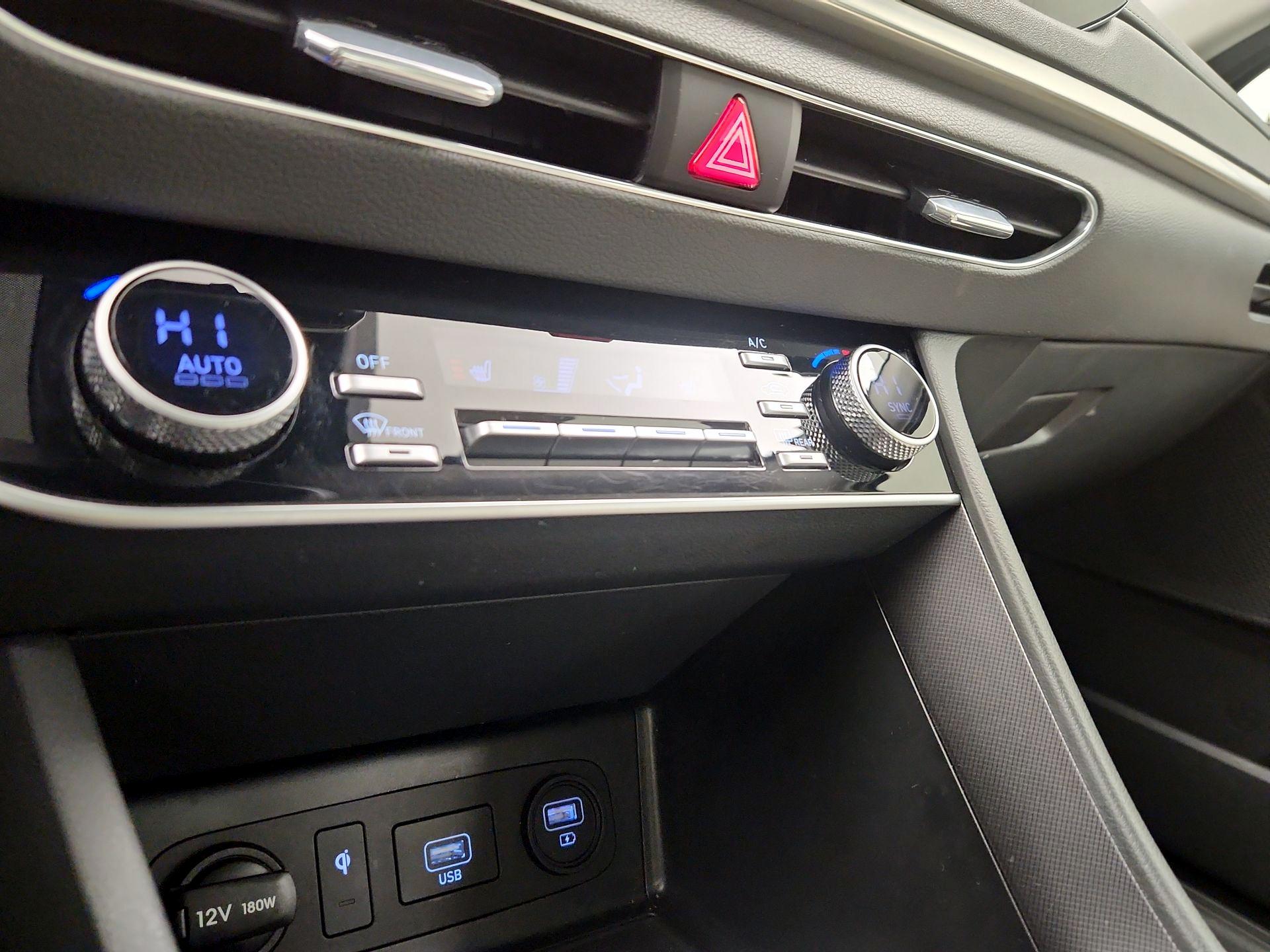 Thumbnail: 2022 Hyundai Sonata - 16